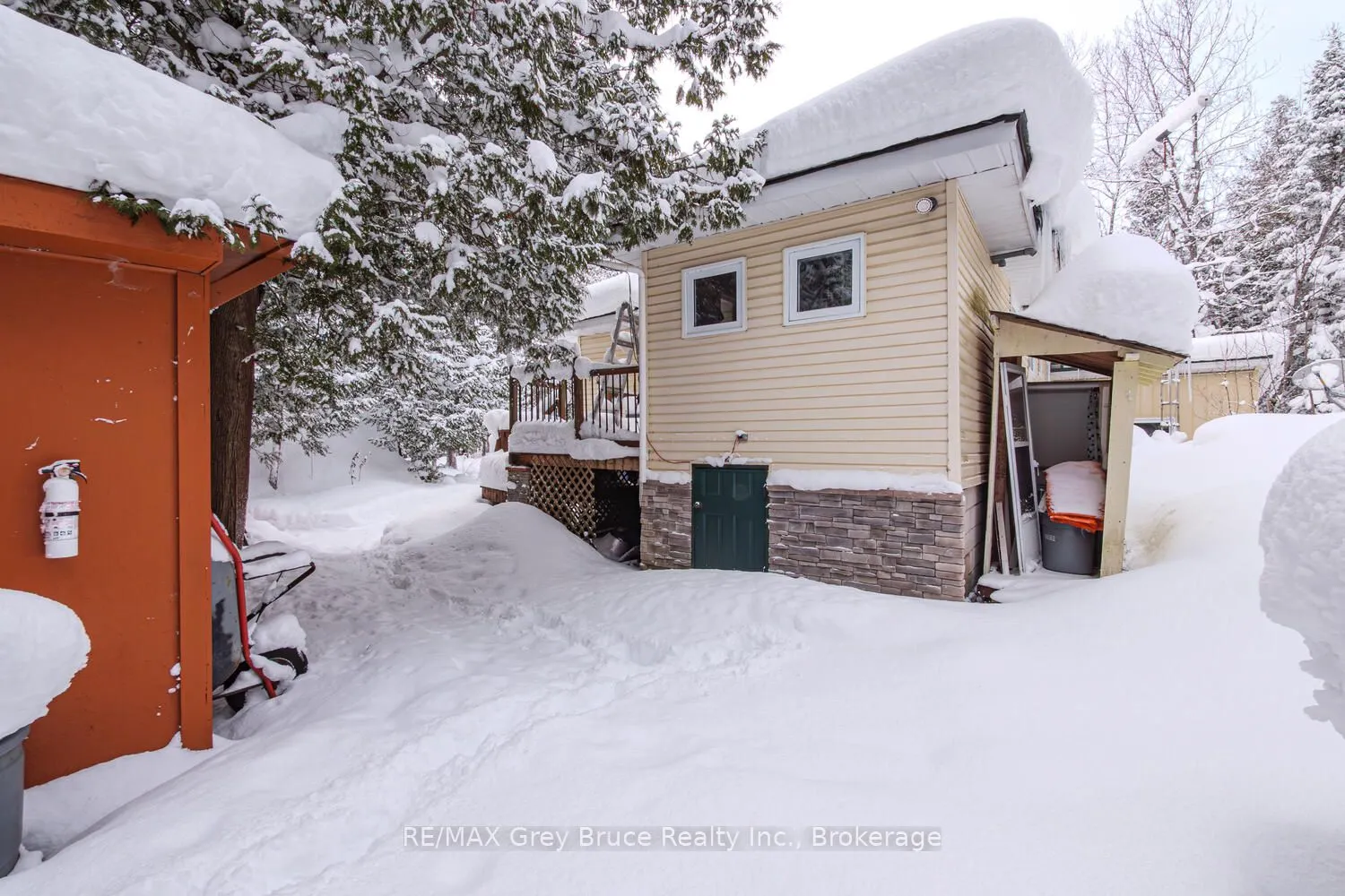 496 Berford Lake Road