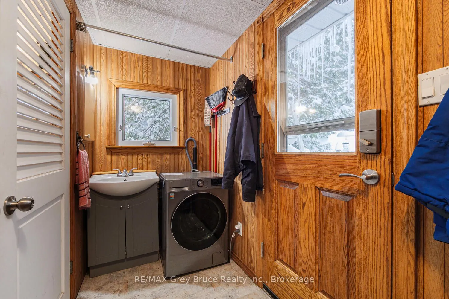 496 Berford Lake Road