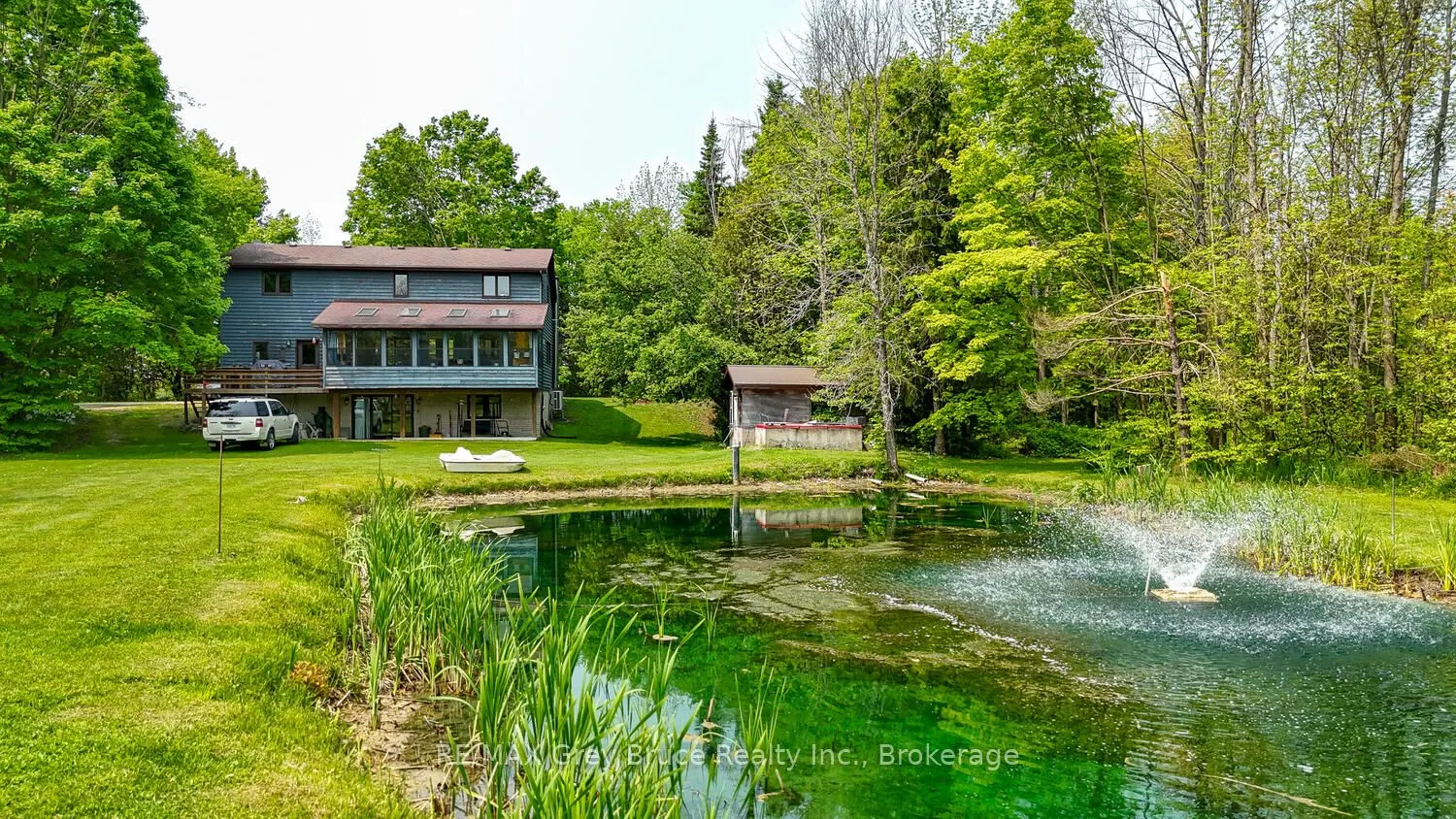 1033 Bruce Road 9