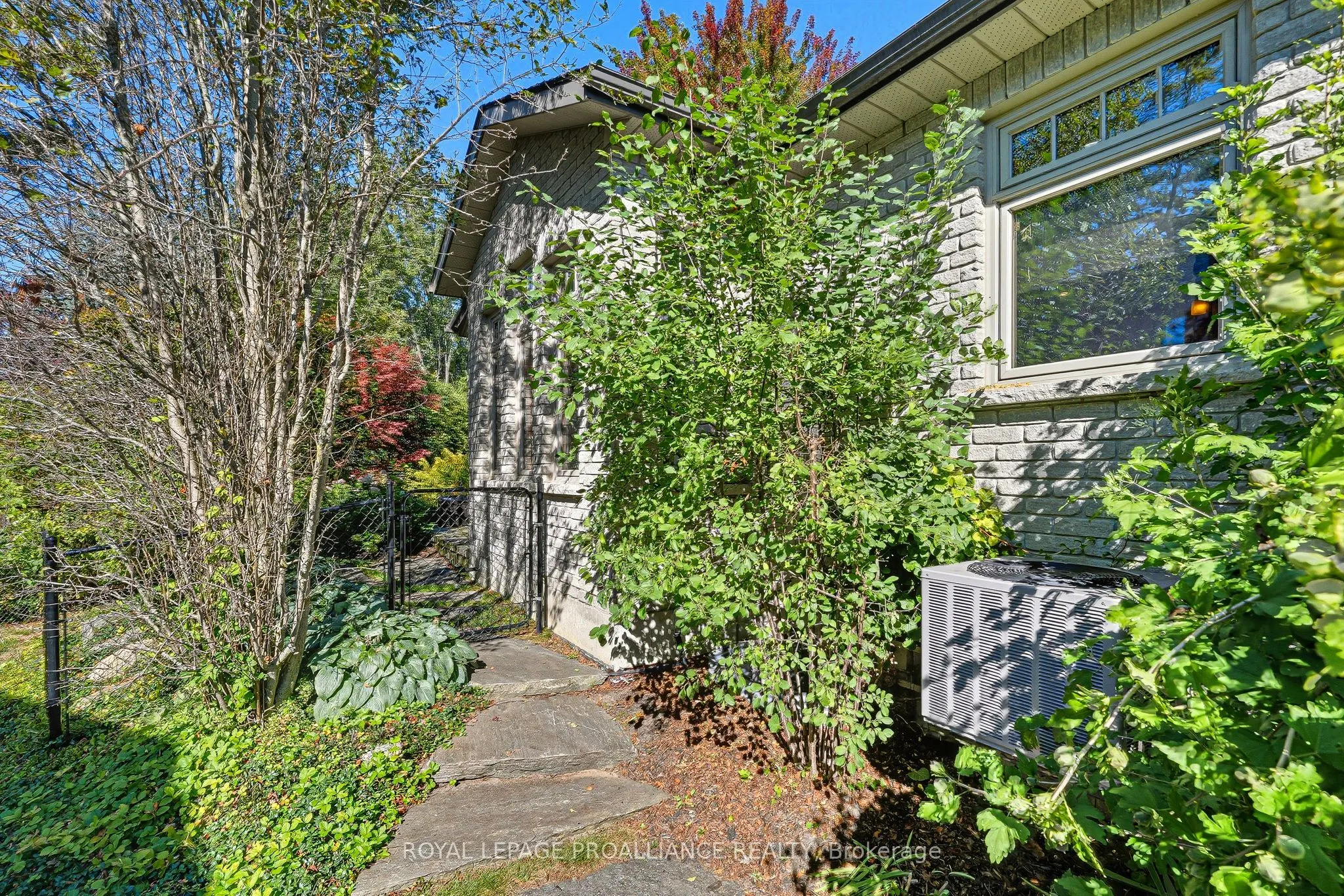 6 Birch Court
