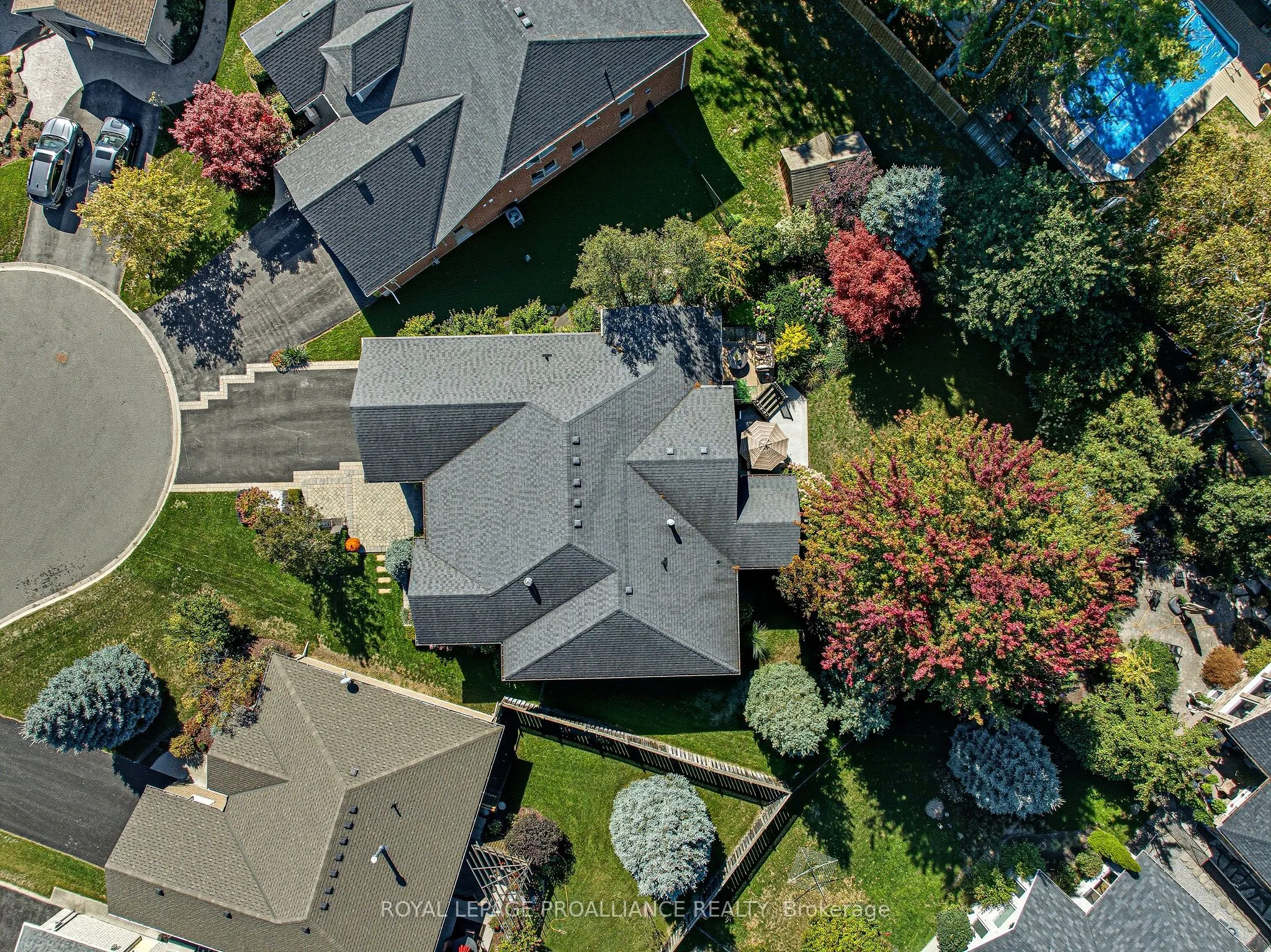 6 Birch Court