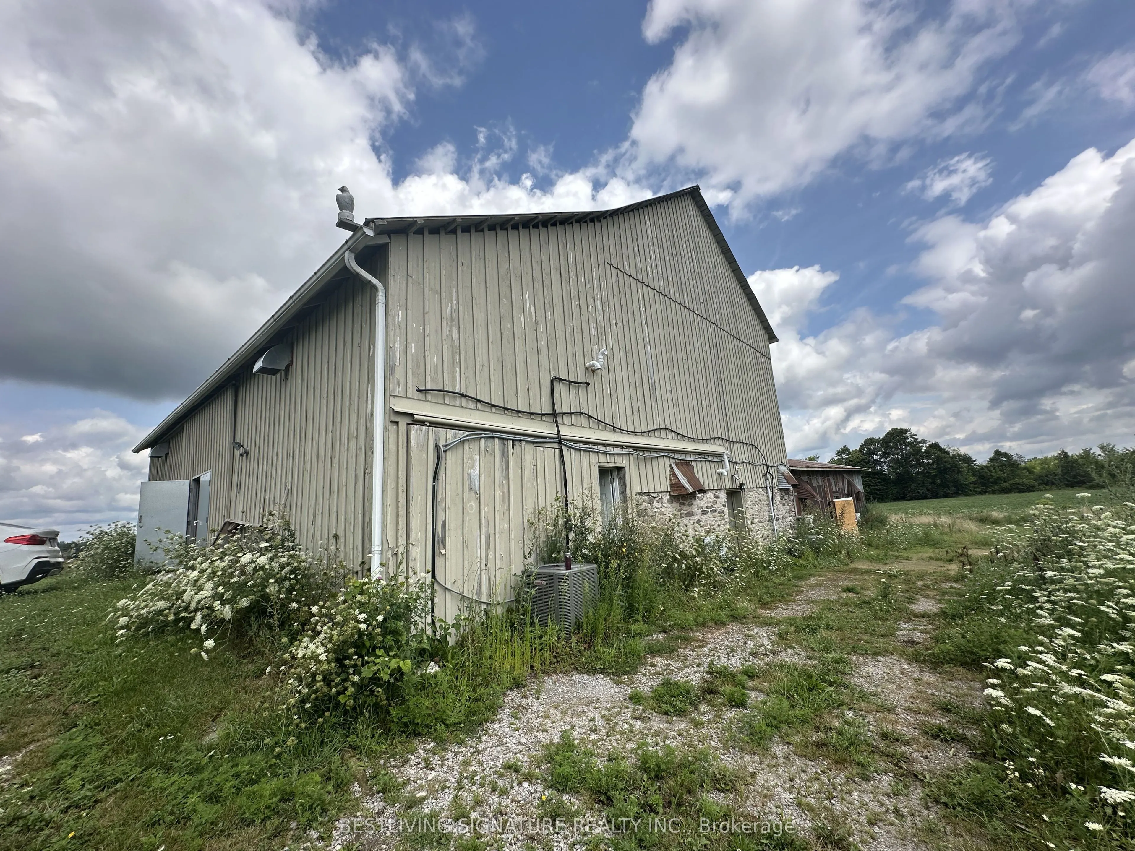 3752 Elm Tree Road
