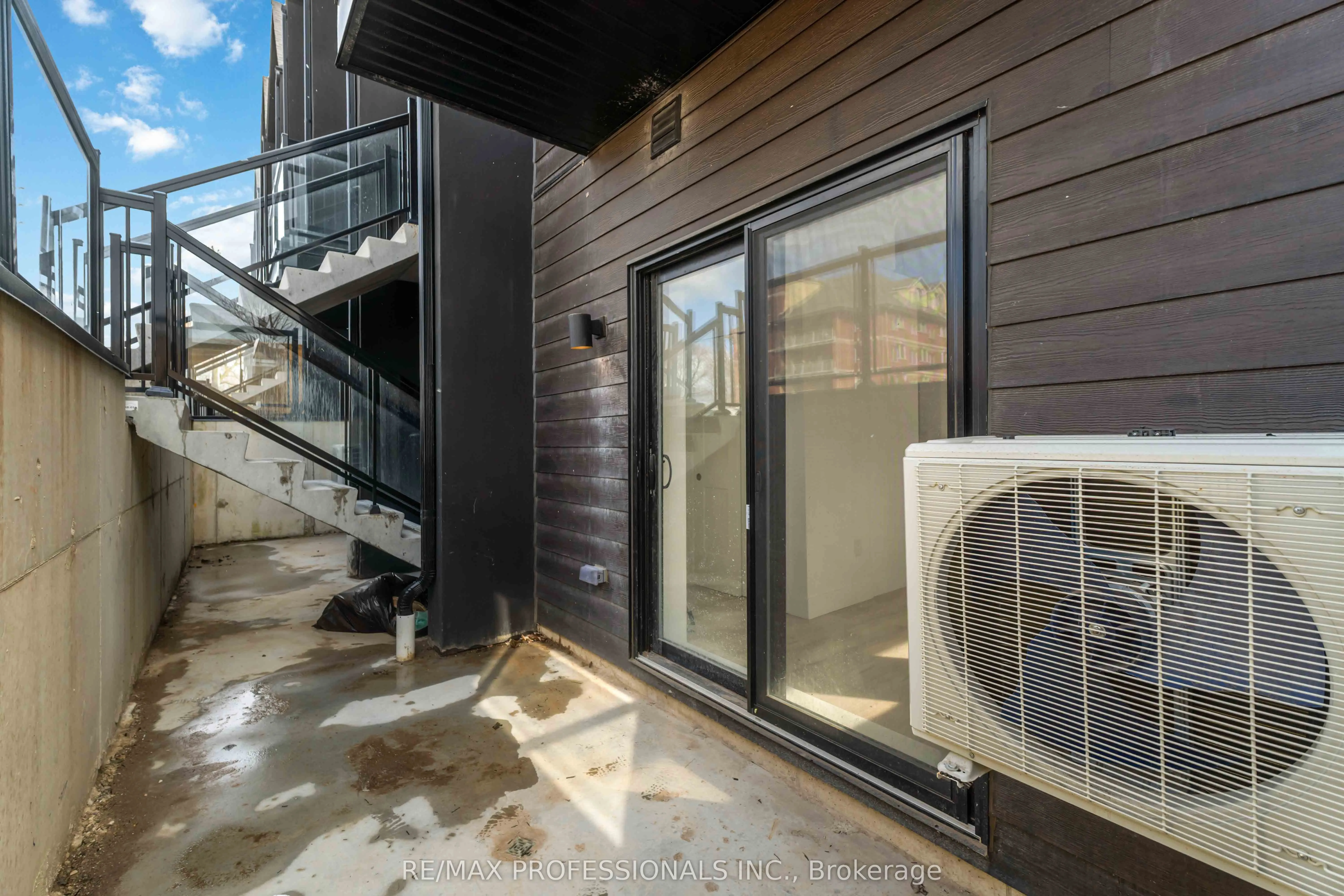 7277 Wilson Crescent #106