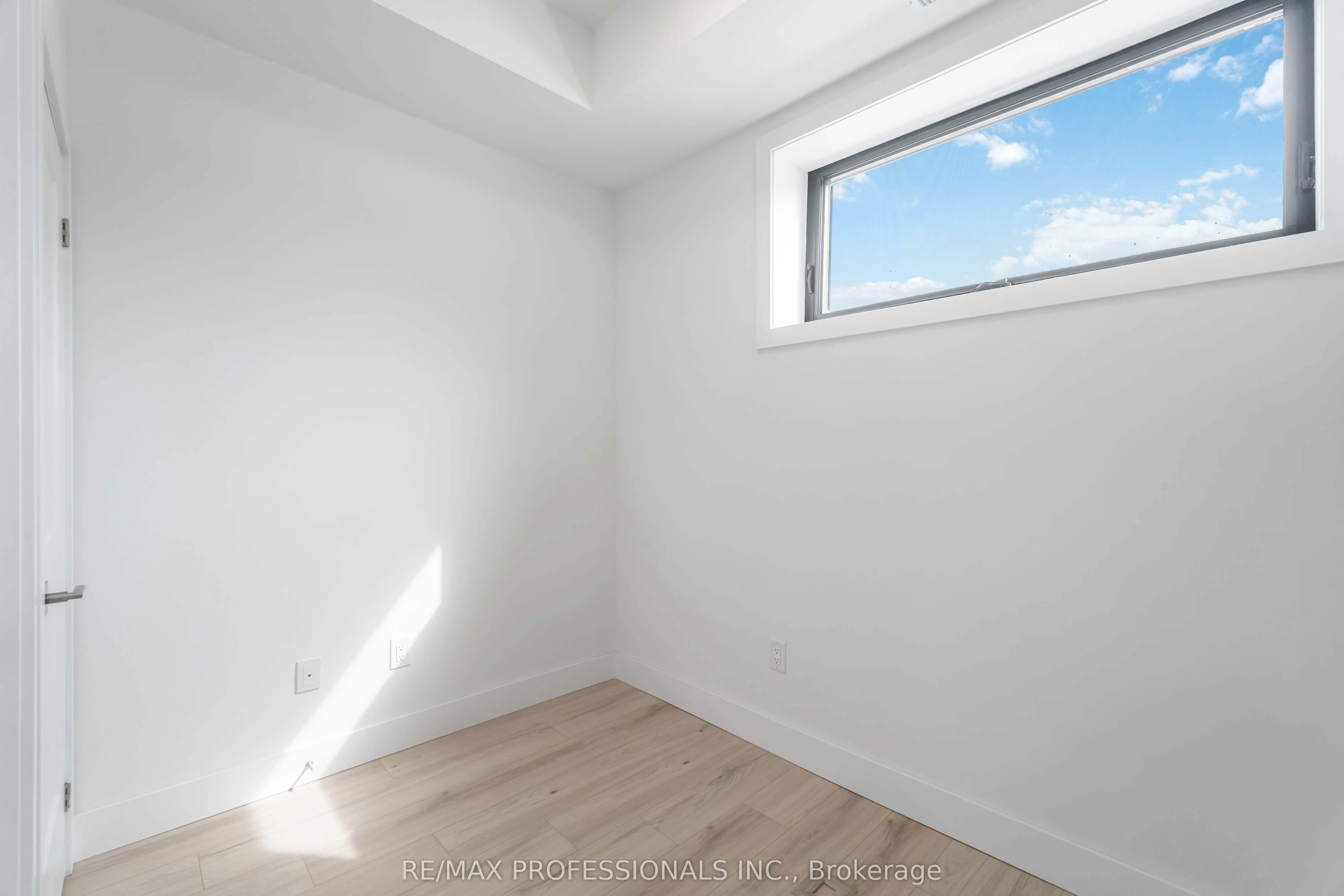 7277 Wilson Crescent #106
