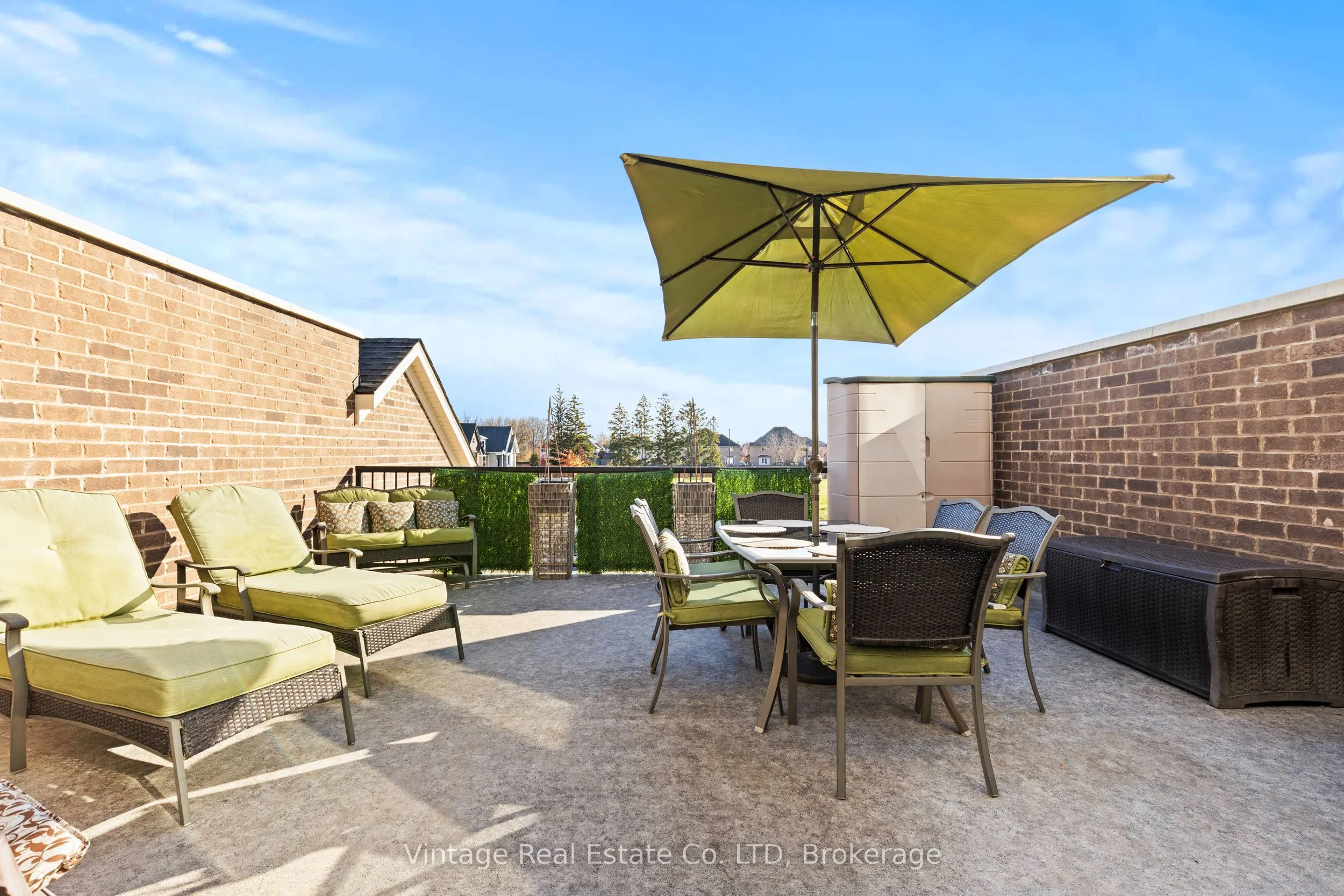 24 Willow Bank Common #24