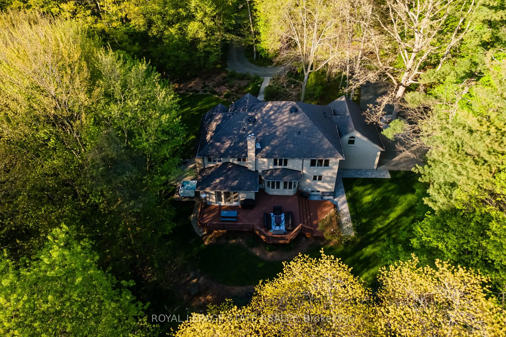18 Elder Crescent