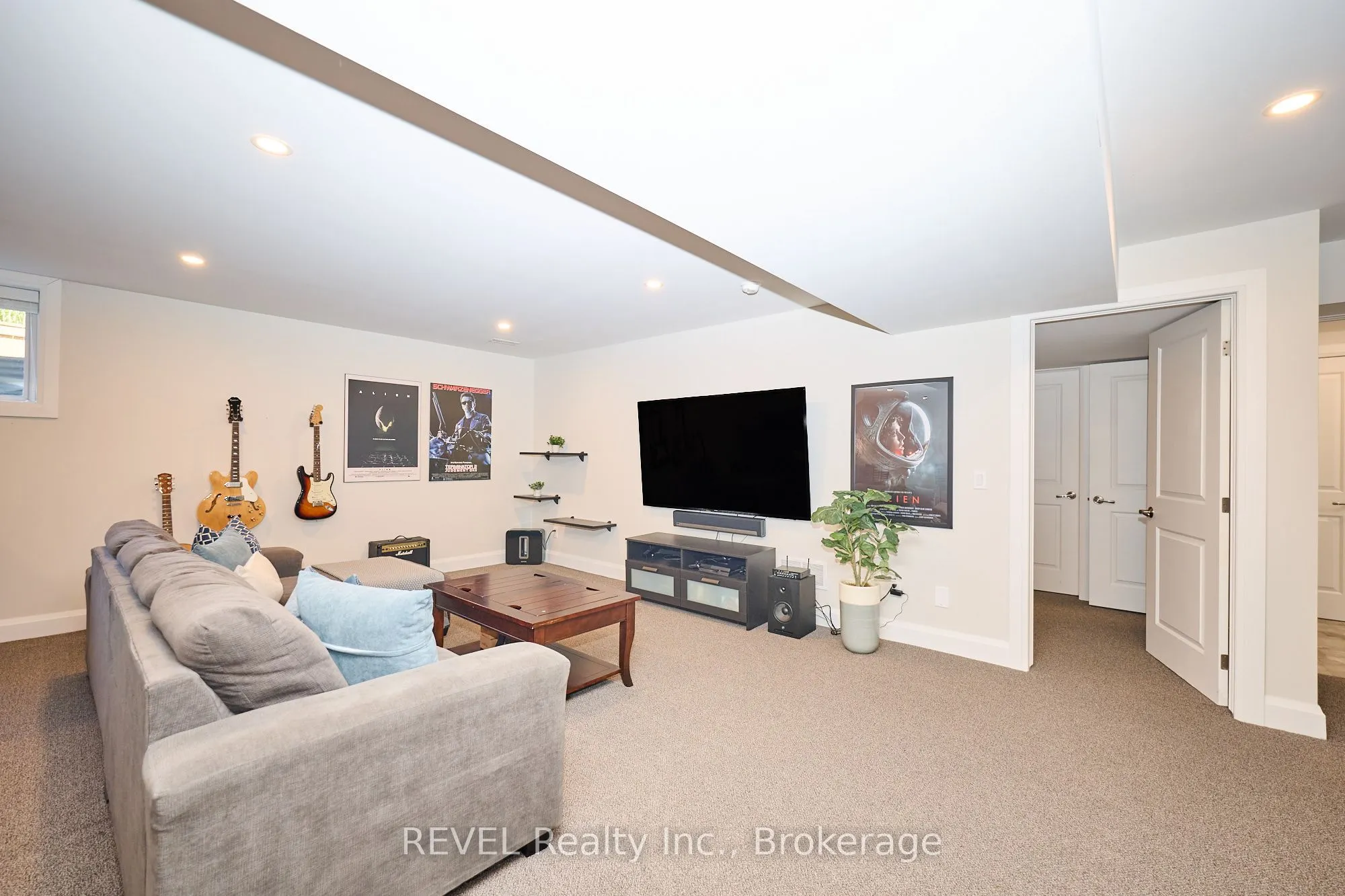 9245 Shoveller Drive #19
