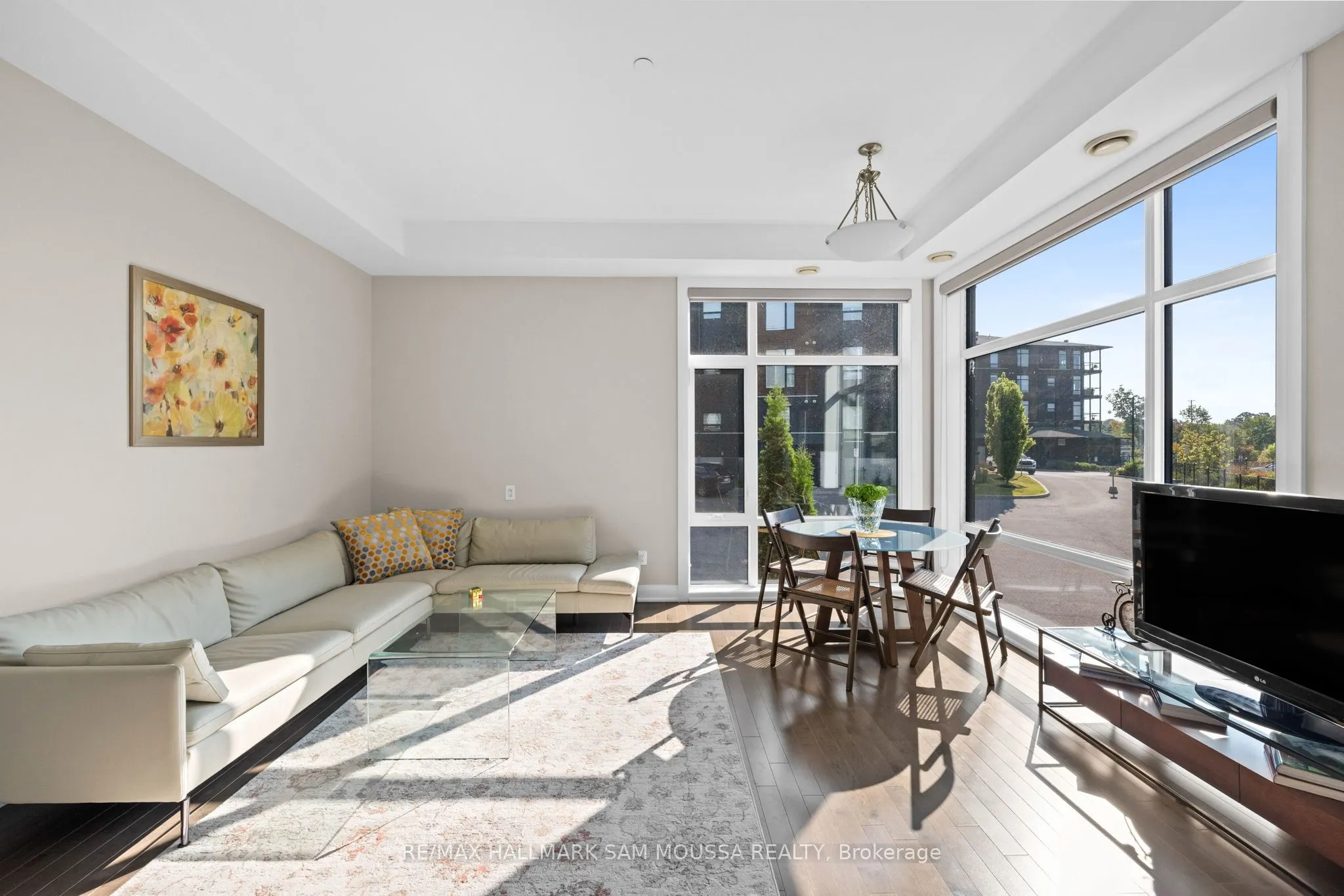 120 Cortile Private #101