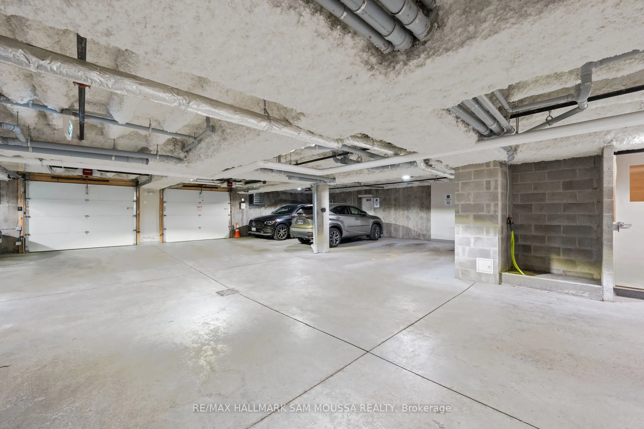 120 Cortile Private #101