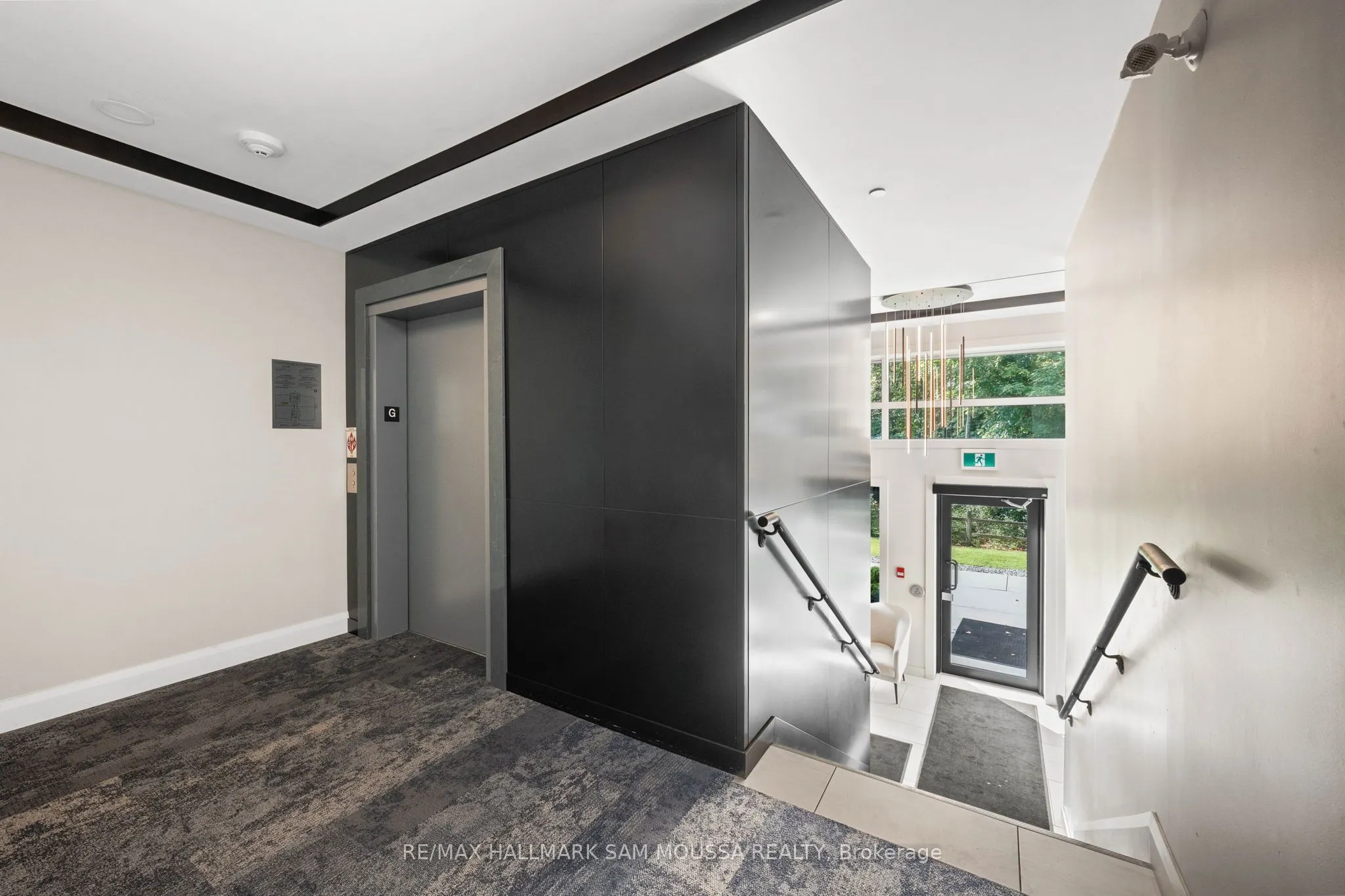 120 Cortile Private #101