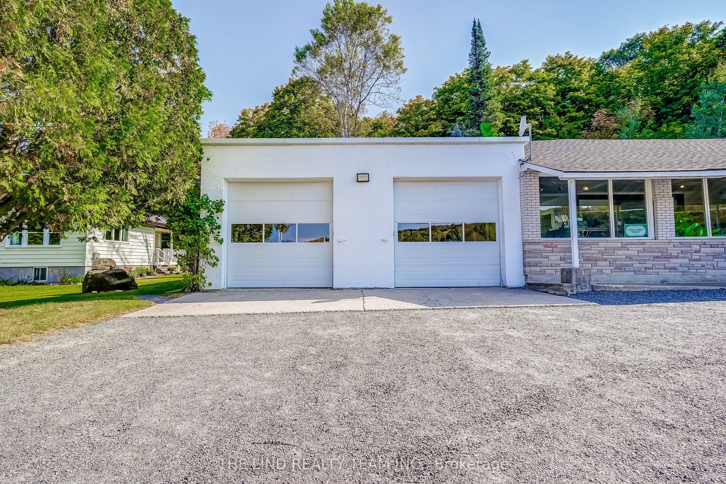 949 Raymond Road