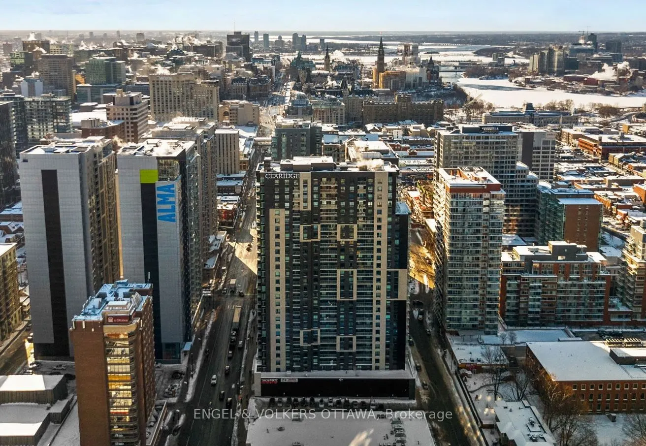 180 George Street #1802