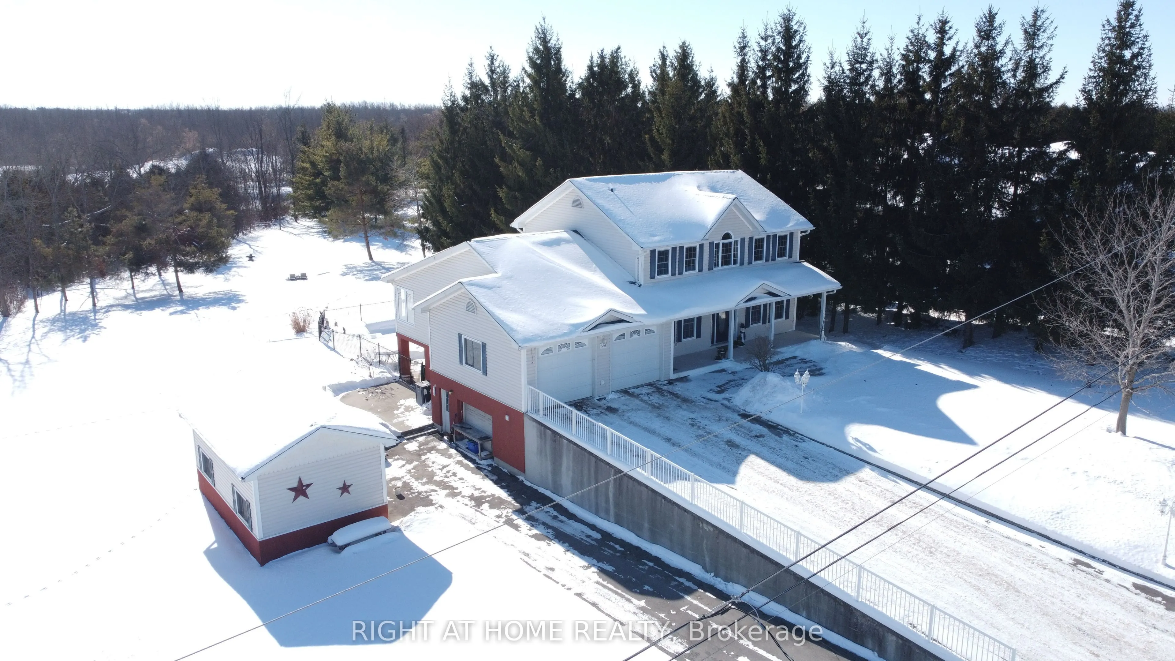 599 Maniece Avenue