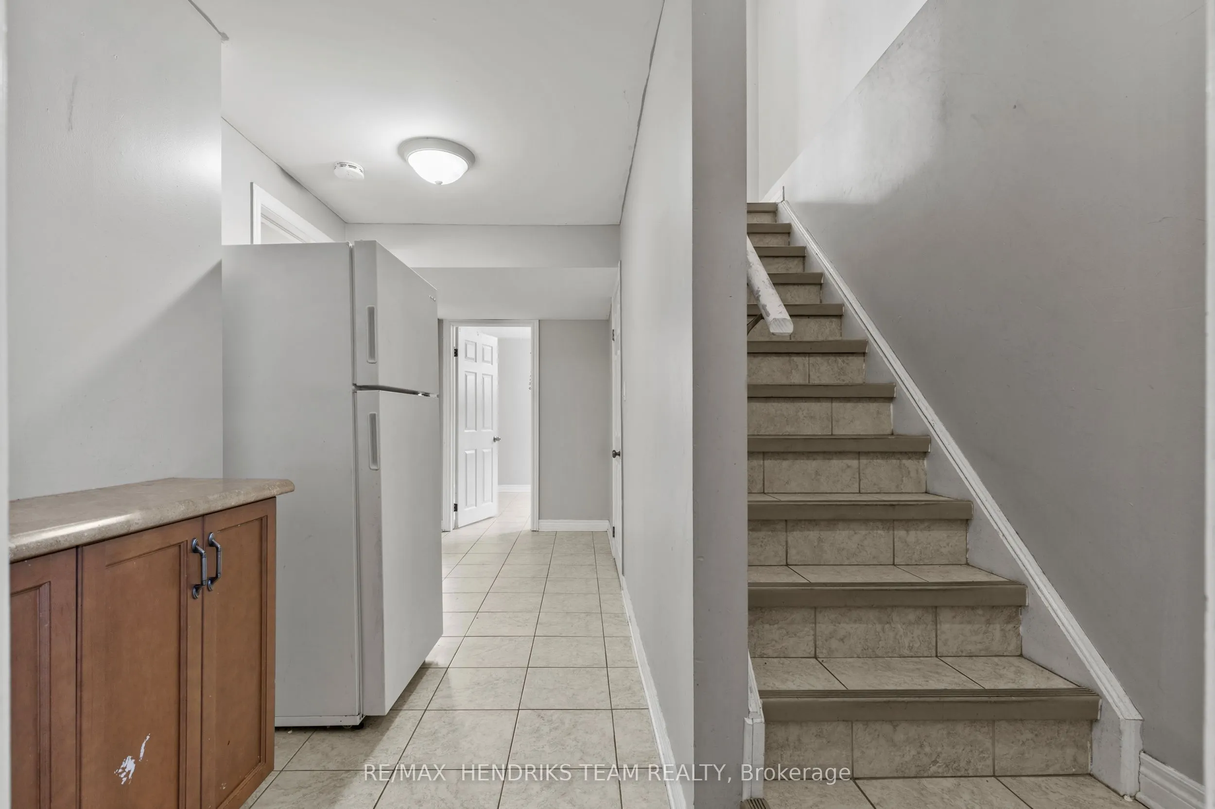 2 Townline Road E