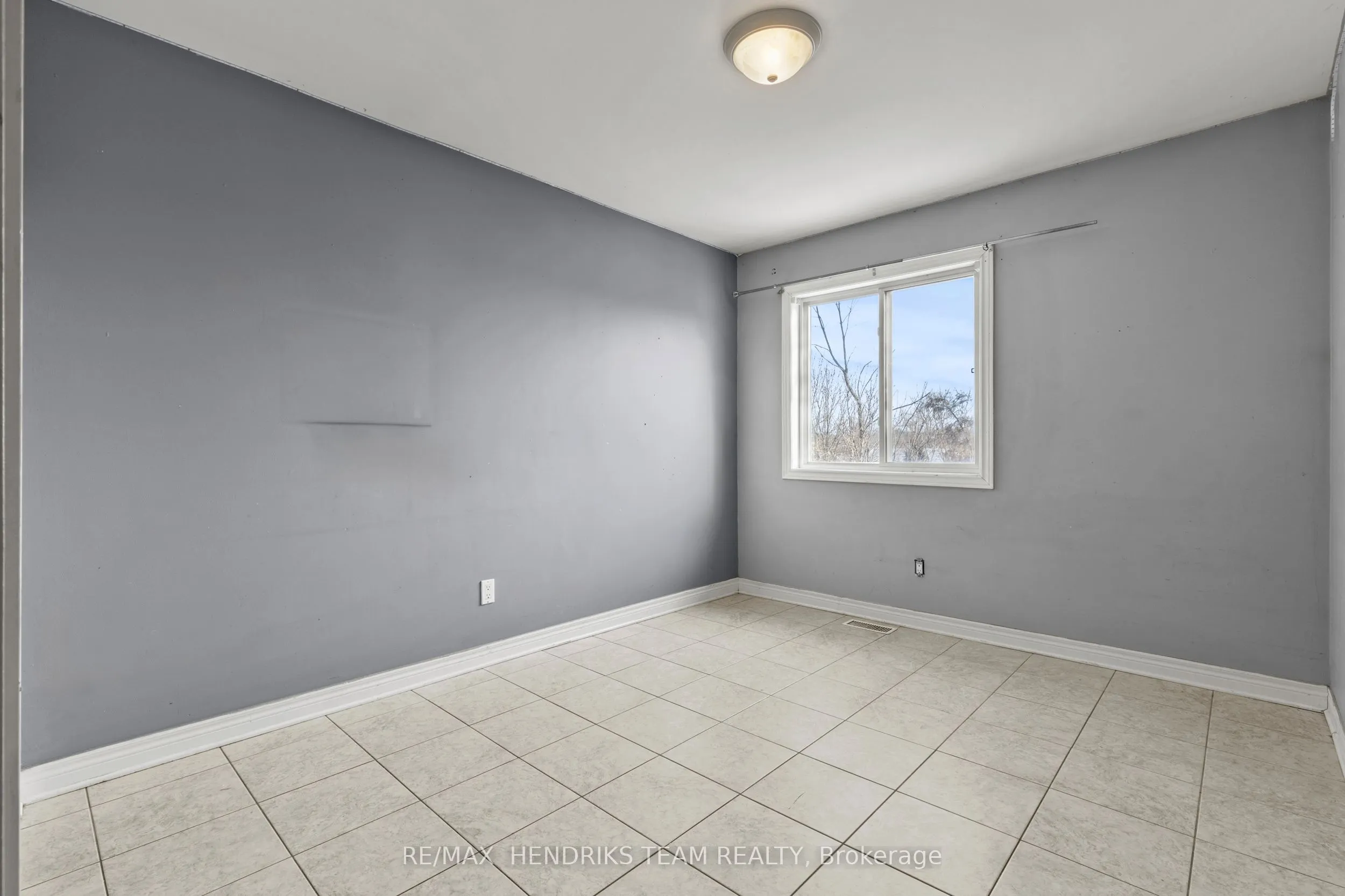 2 Townline Road E