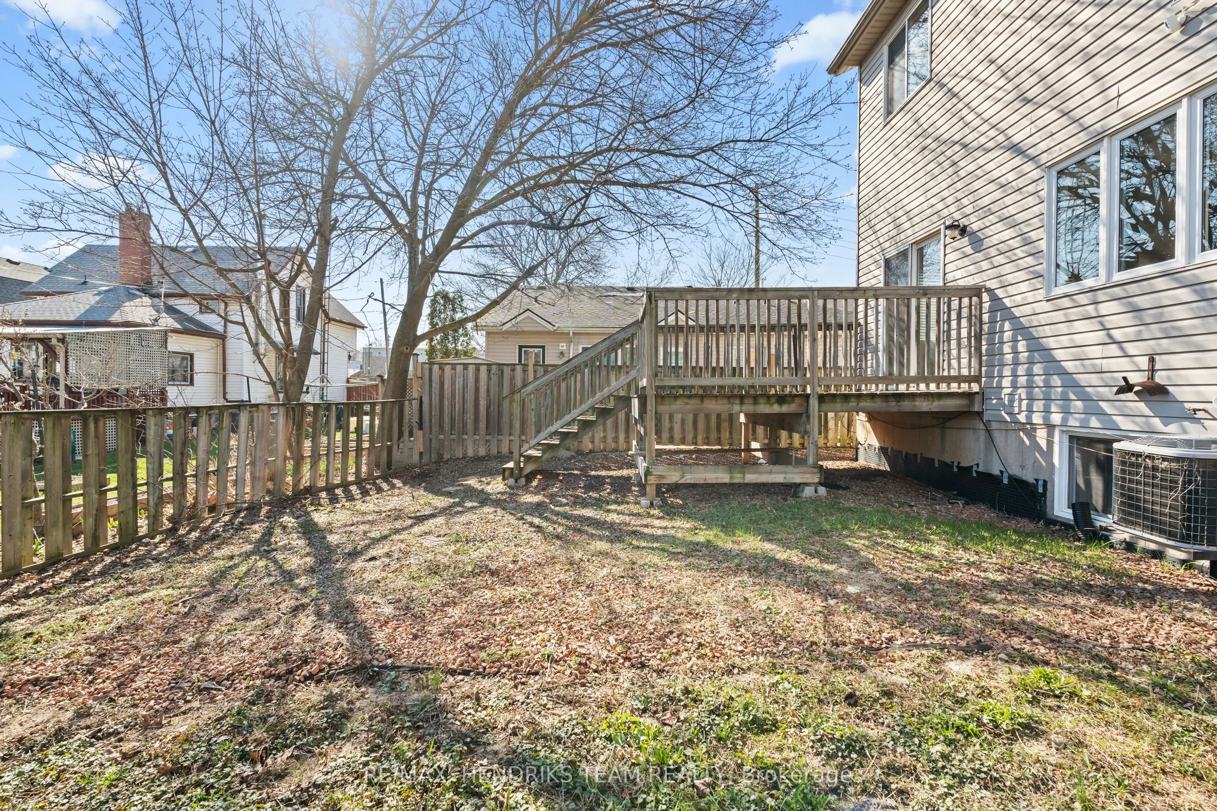 2 Townline Road E