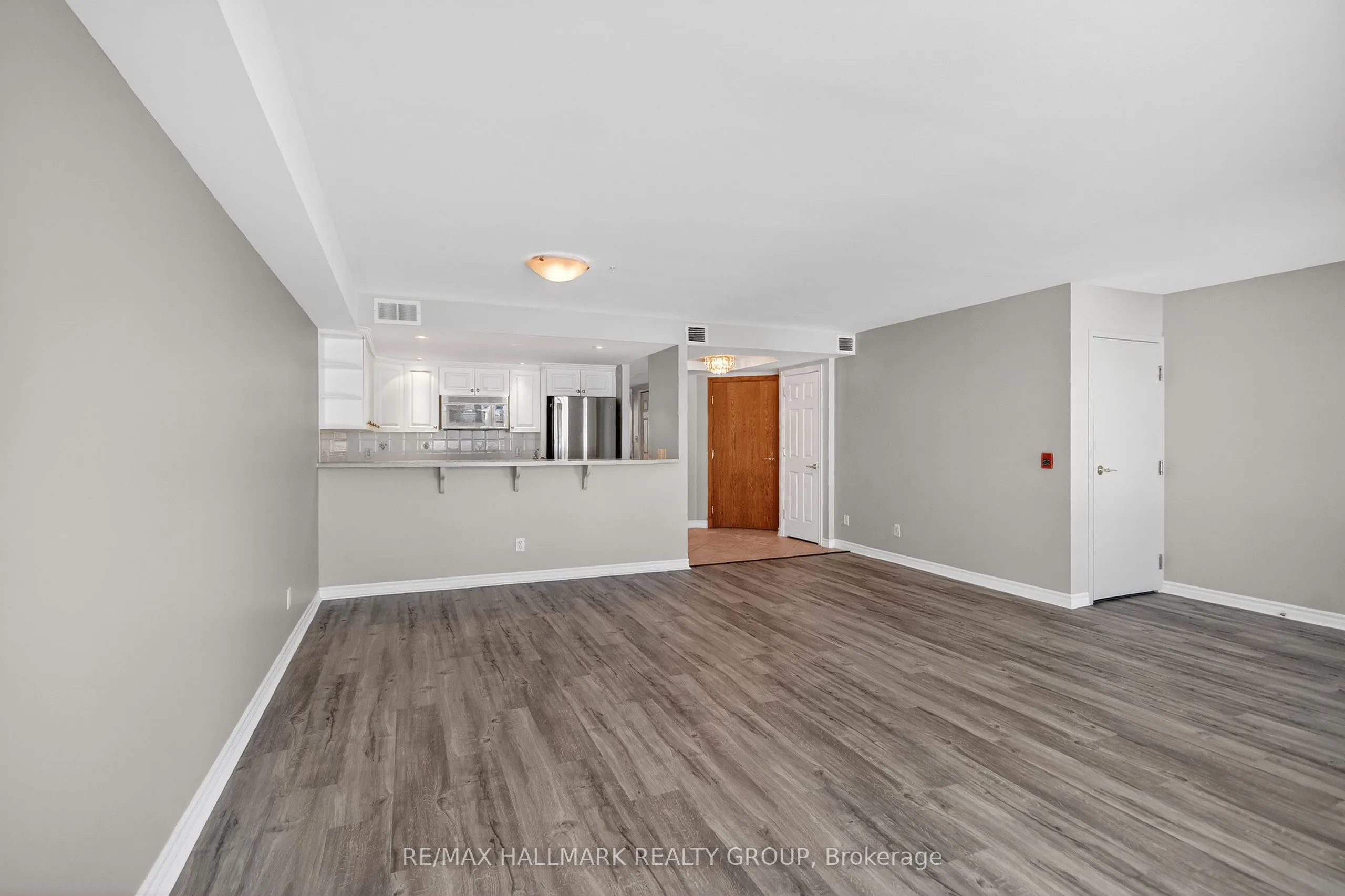 51 Robson Court #2B