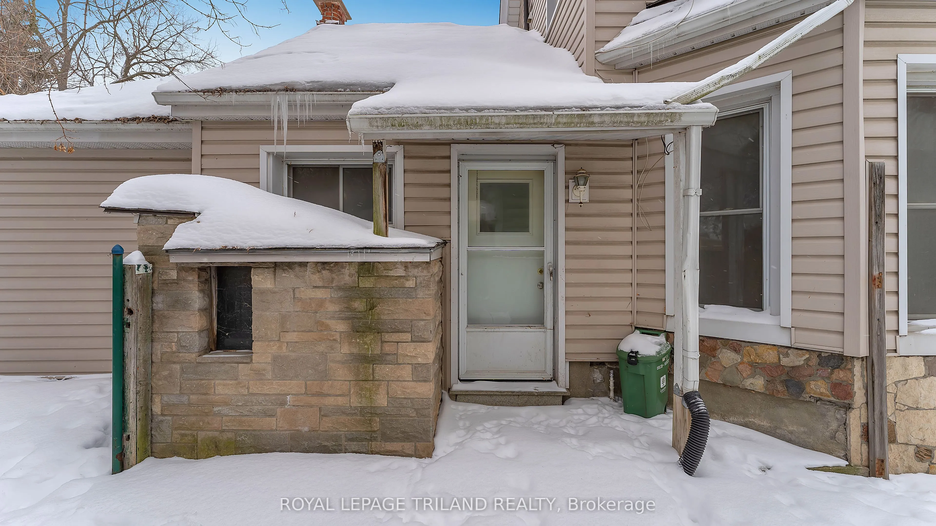 686 Elias Street