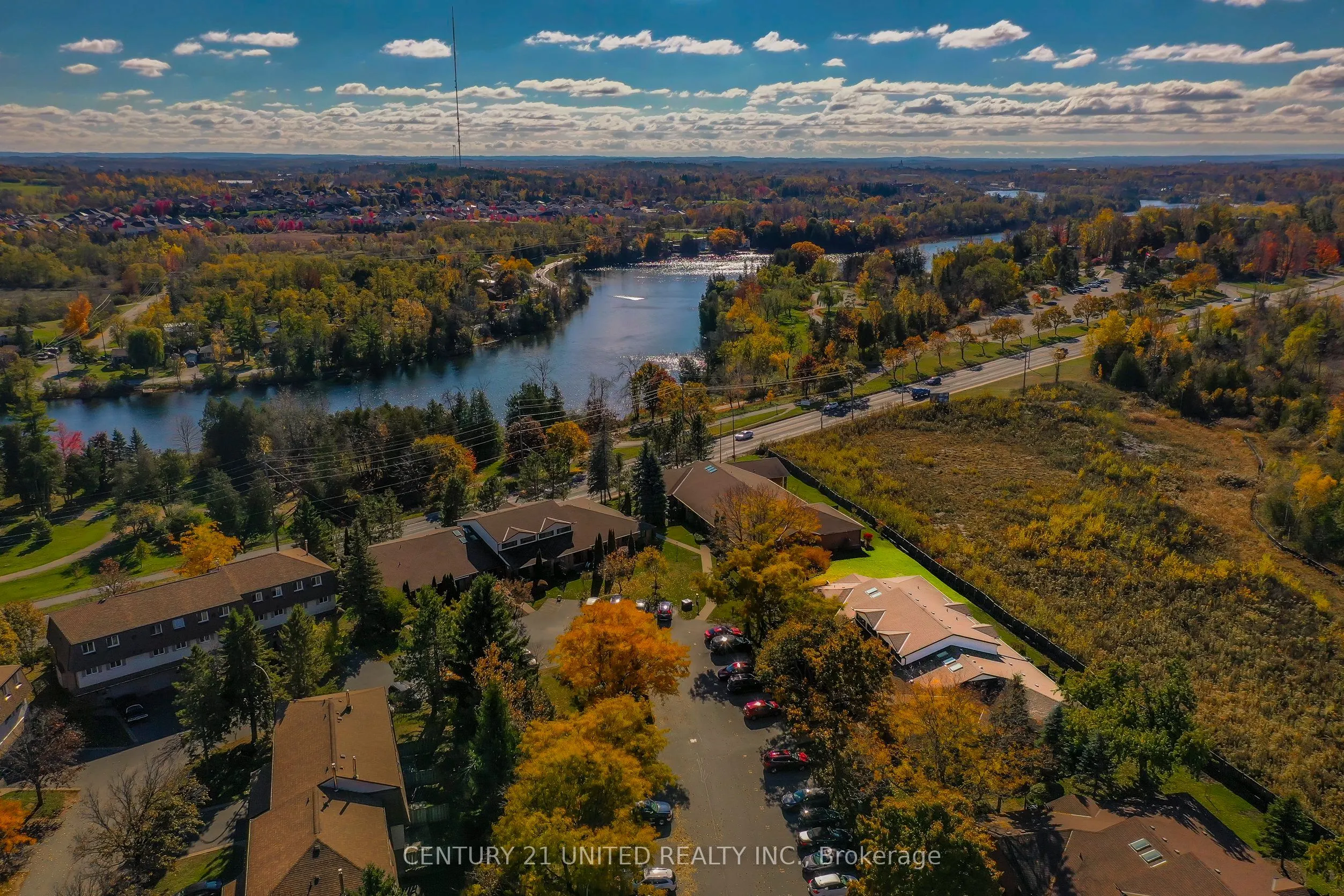 36 Champlain Crescent #15