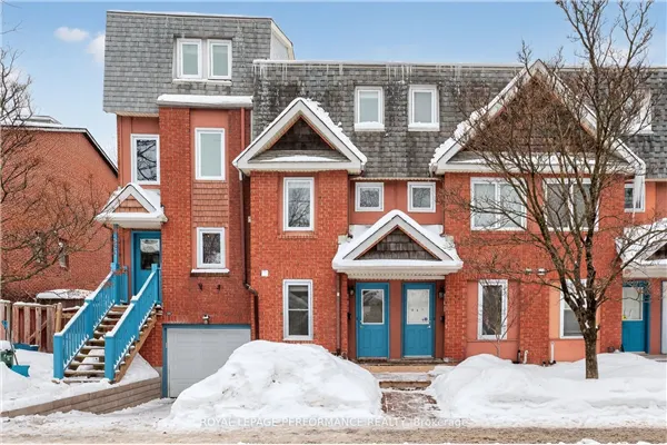 90D Templeton Street