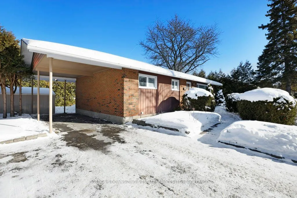 7 Attwood Crescent