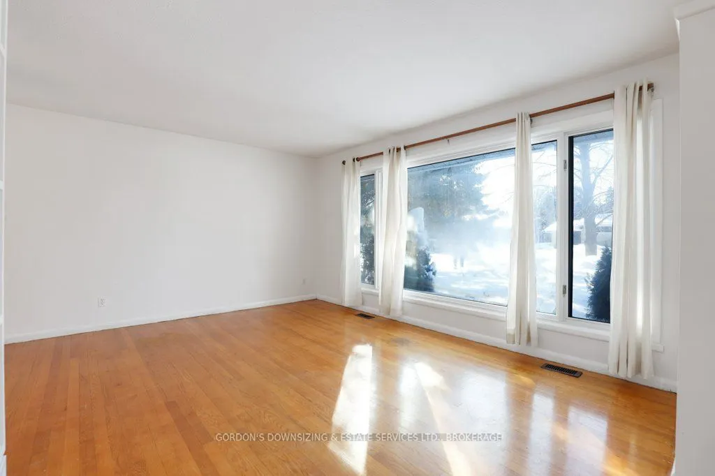 7 Attwood Crescent