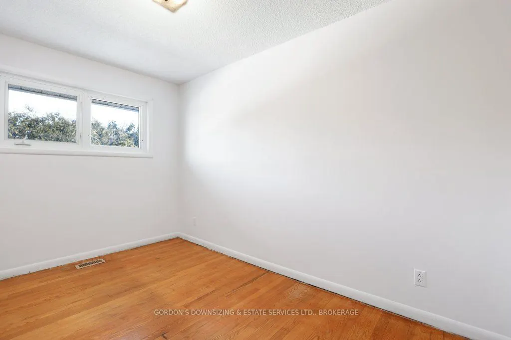 7 Attwood Crescent