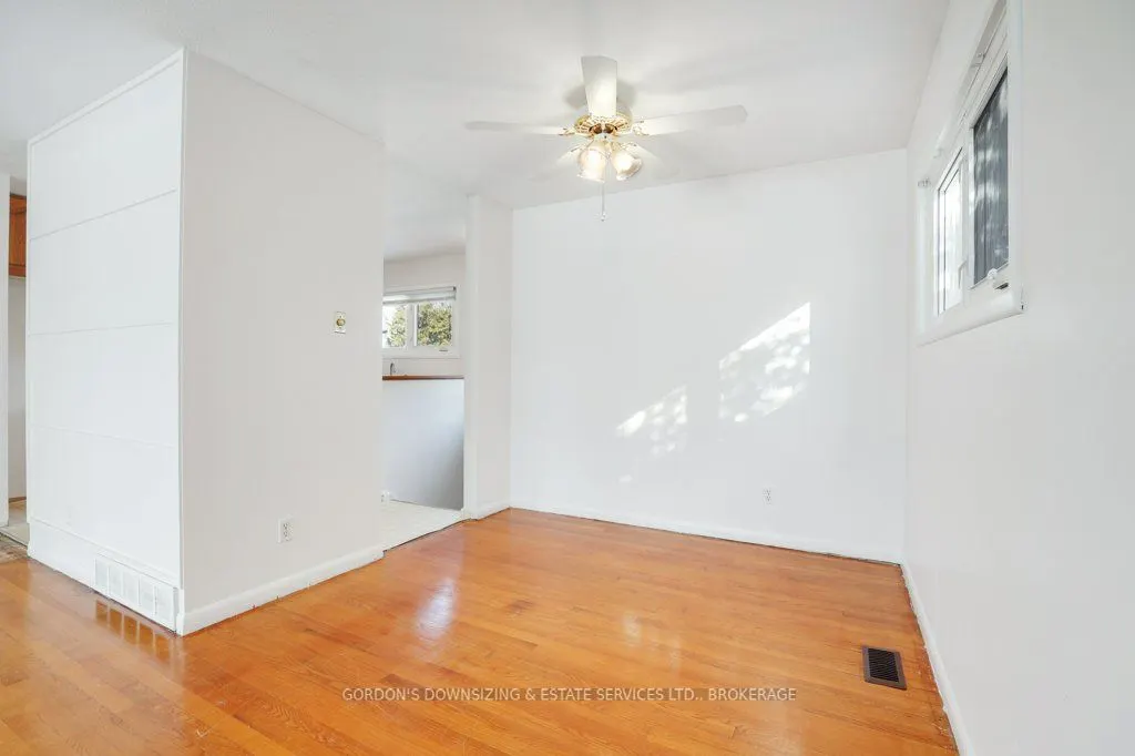 7 Attwood Crescent