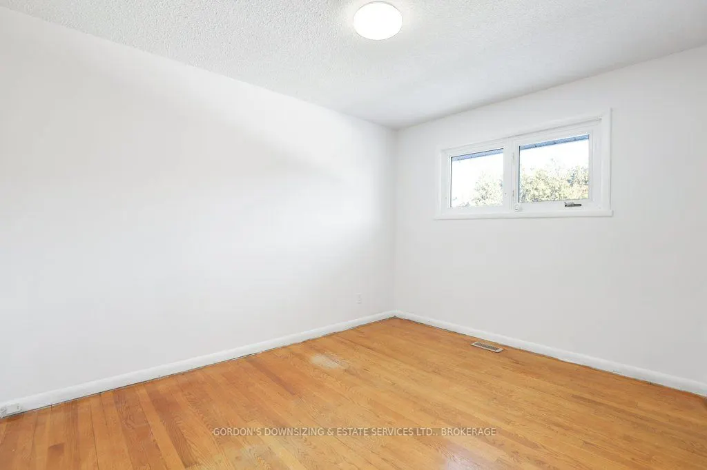 7 Attwood Crescent