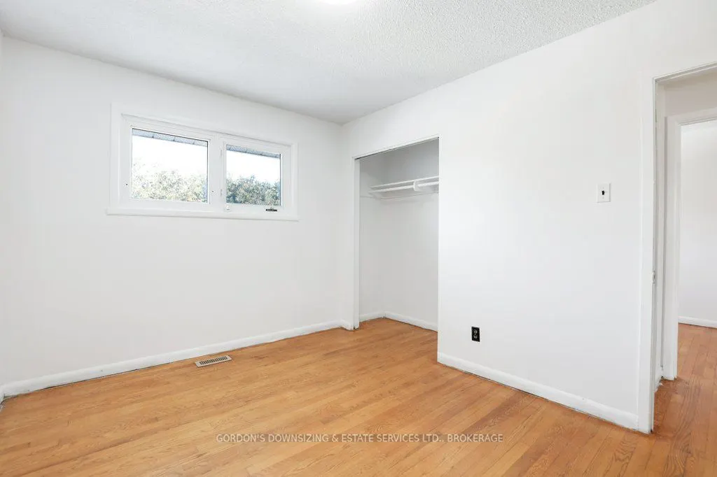 7 Attwood Crescent