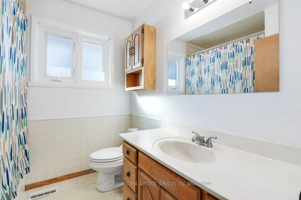 7 Attwood Crescent