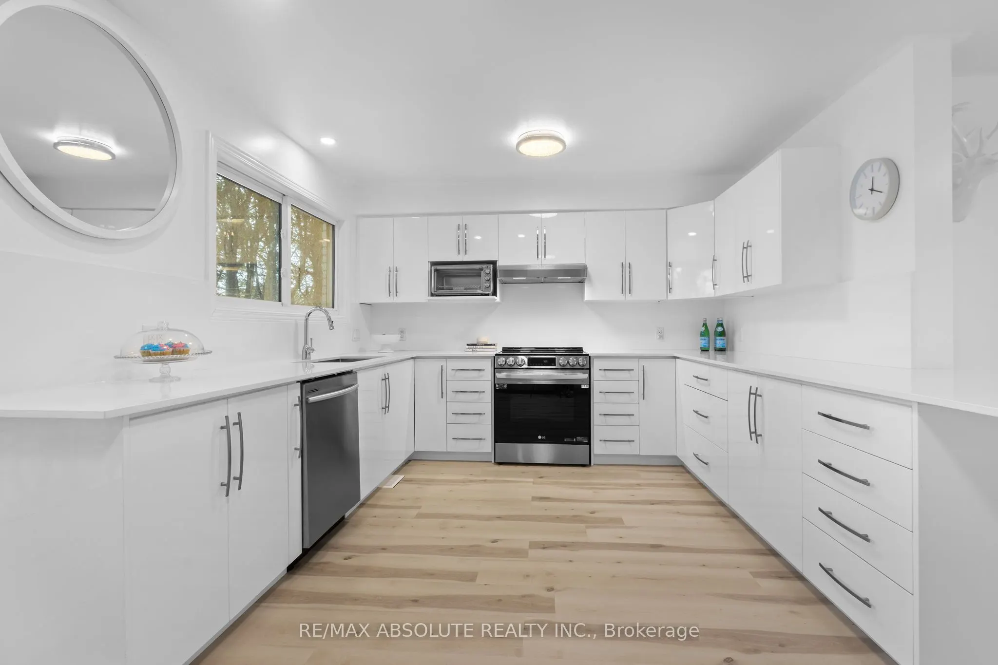 1444 Normandy Crescent