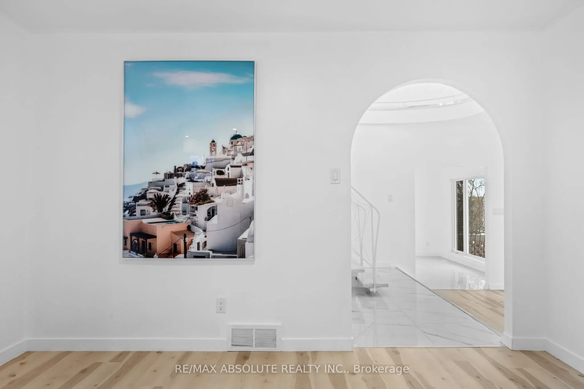 1444 Normandy Crescent