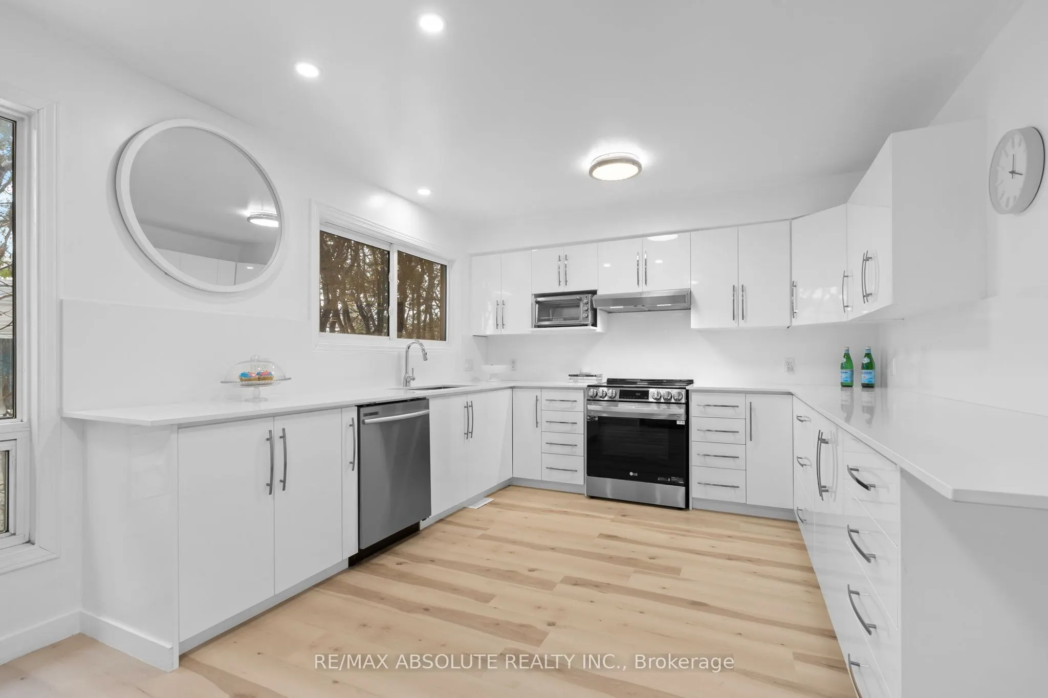 1444 Normandy Crescent
