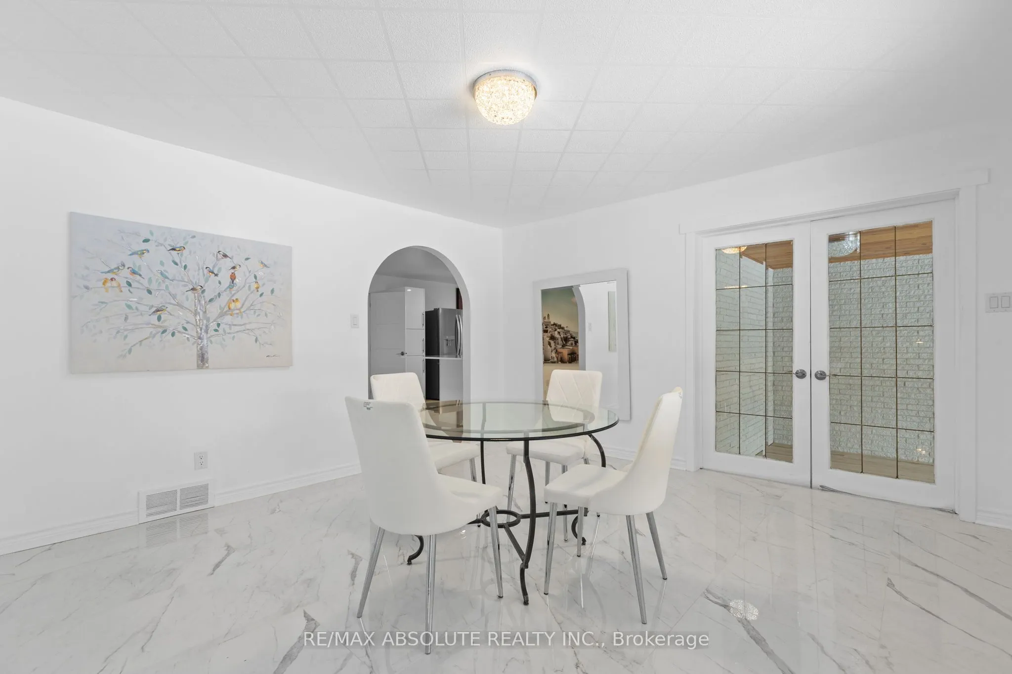 1444 Normandy Crescent