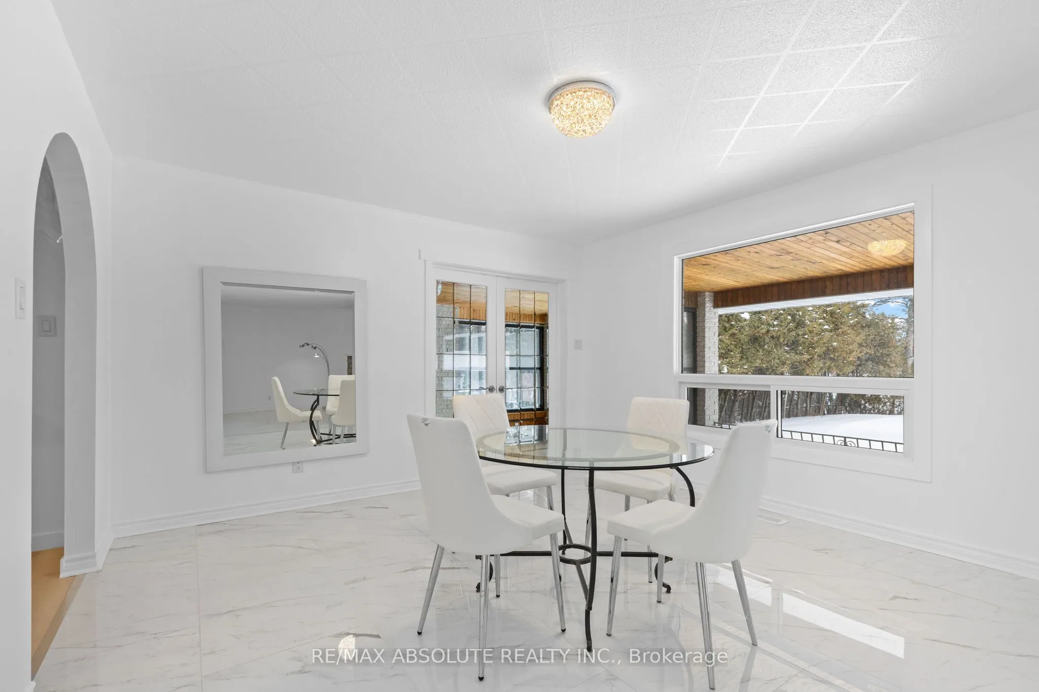 1444 Normandy Crescent