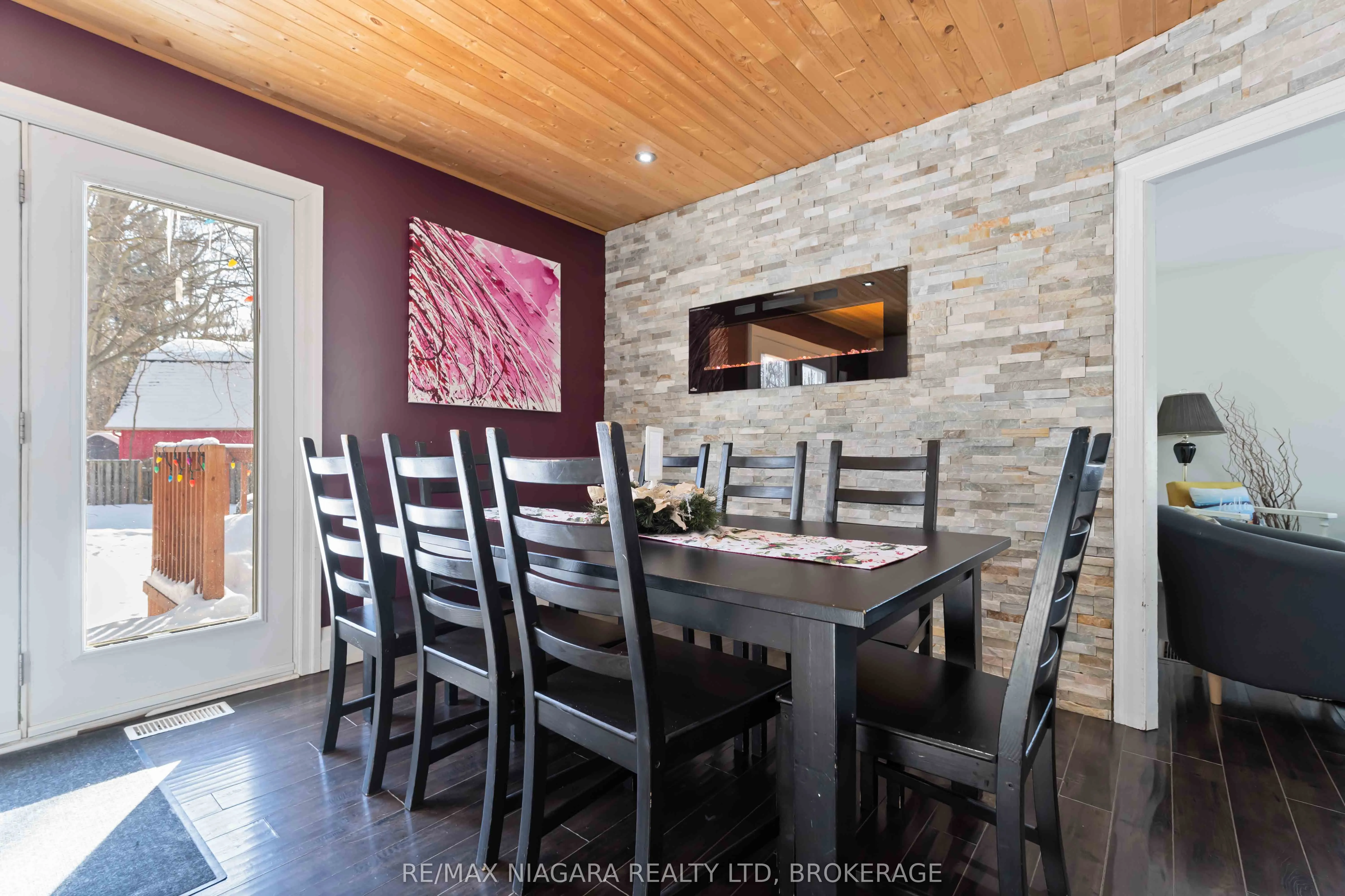 1459 Niagara Stone Road