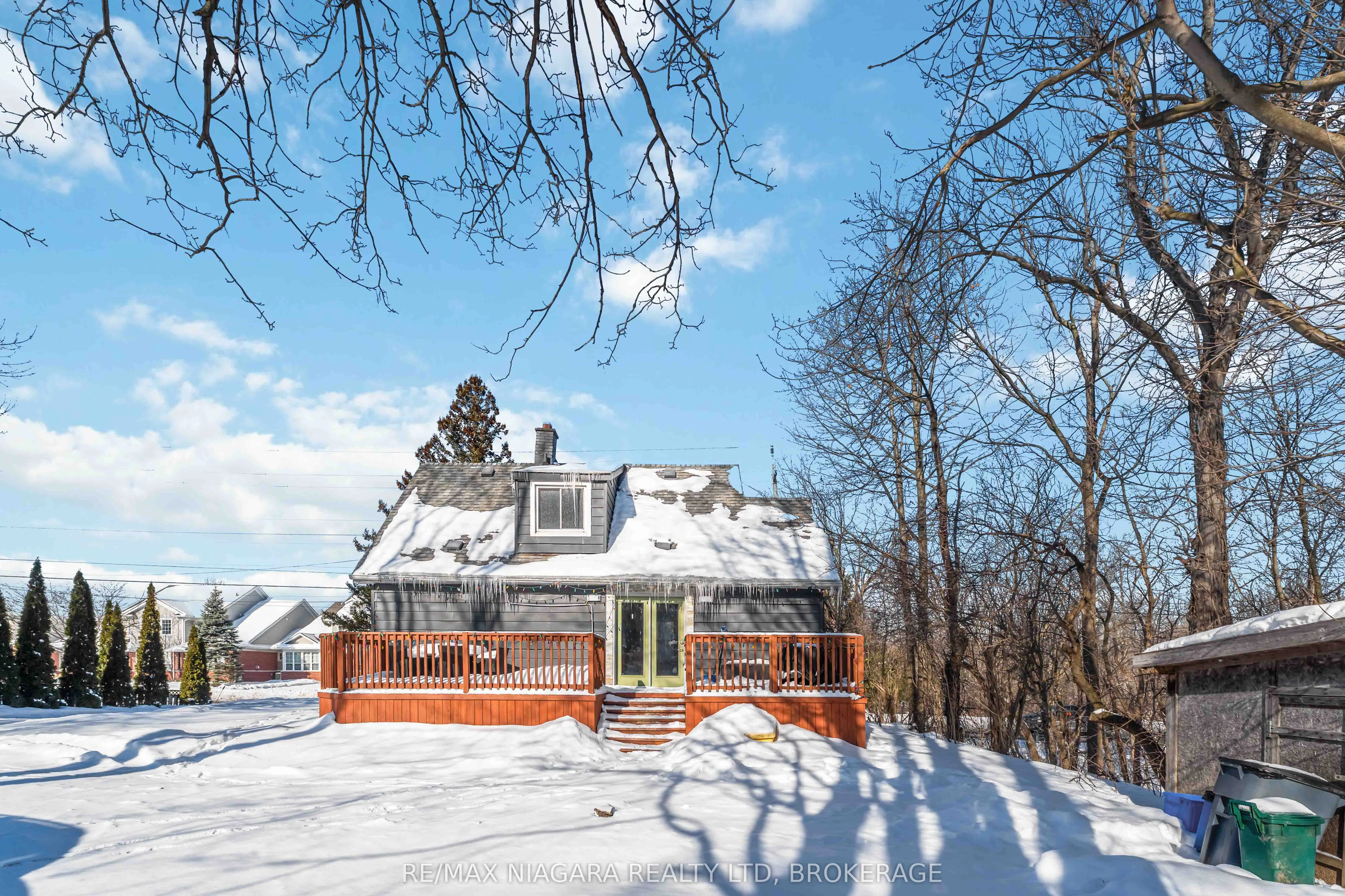 1459 Niagara Stone Road
