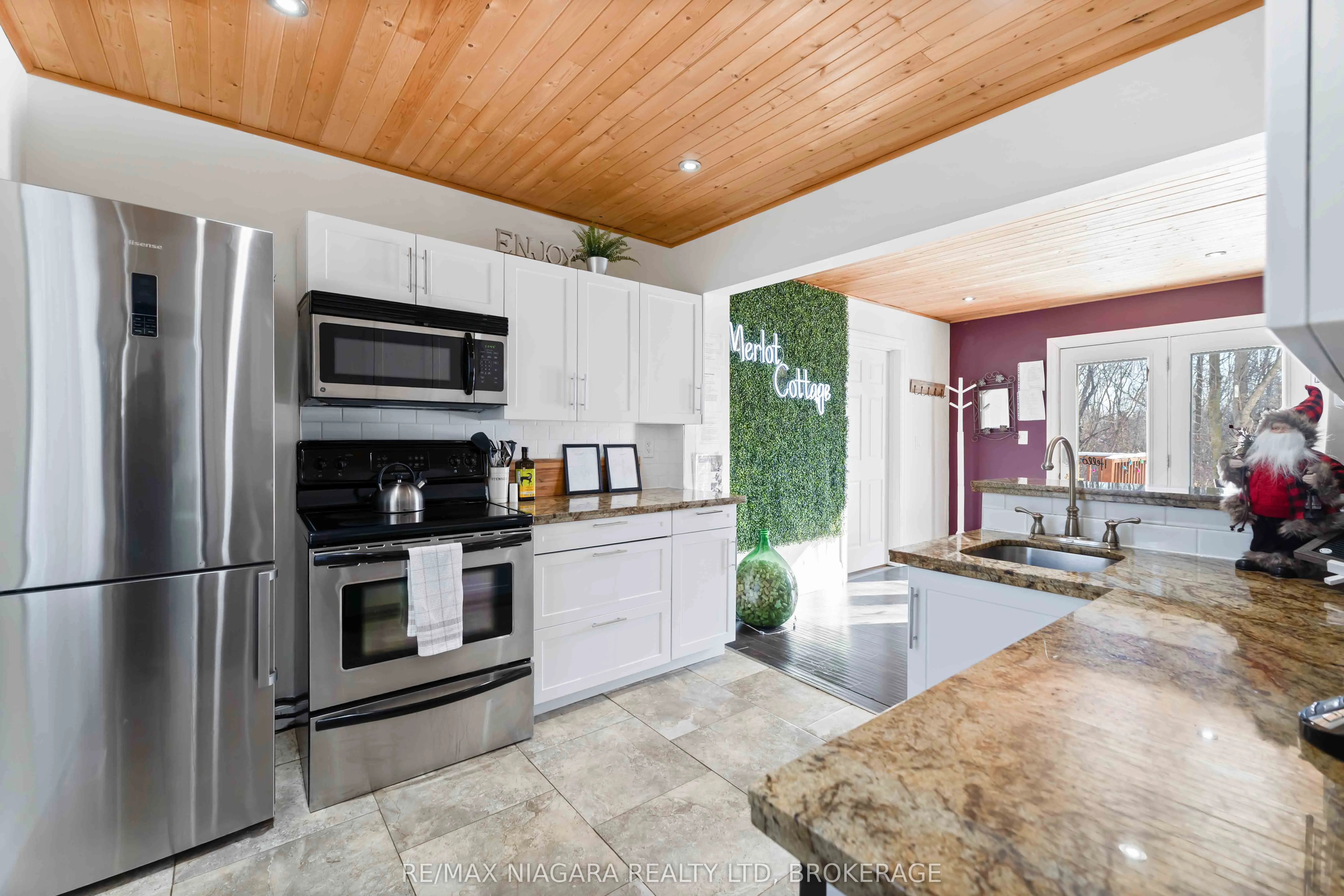 1459 Niagara Stone Road
