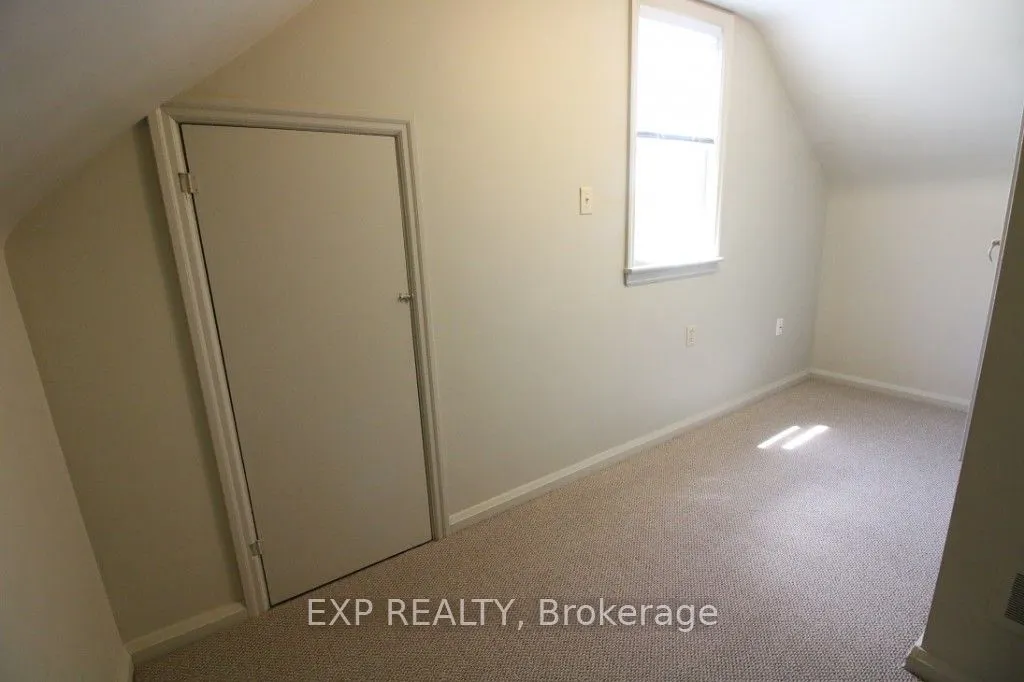 106 Haig Street