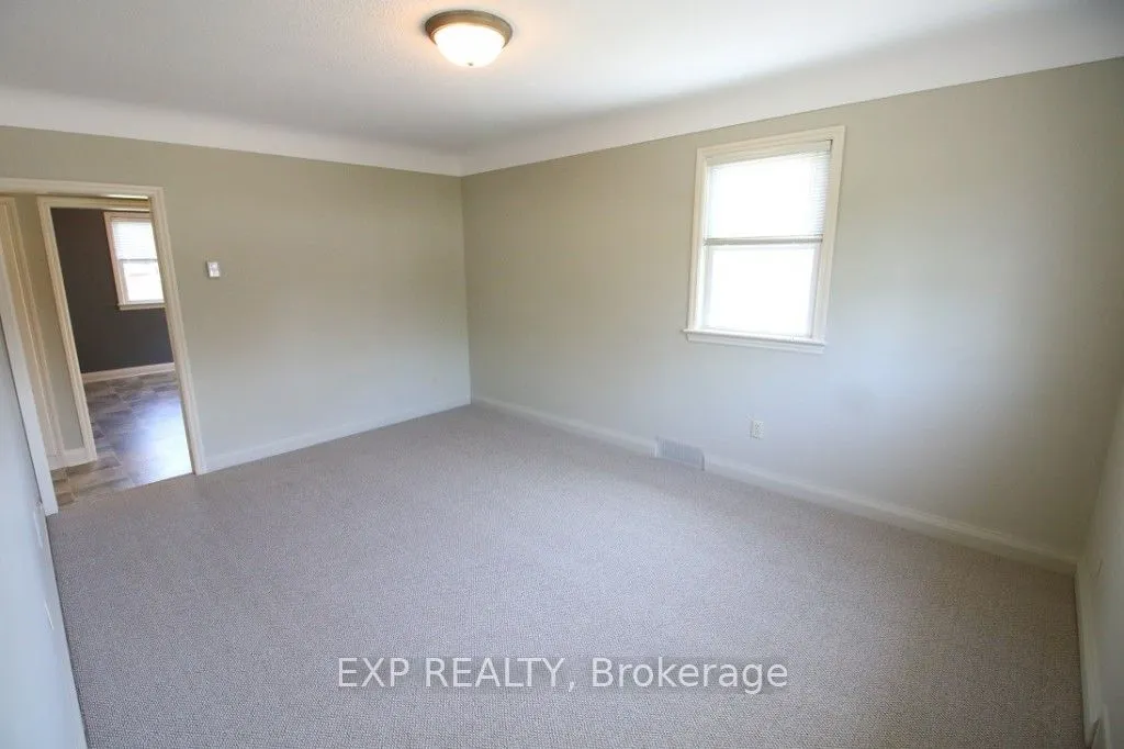 106 Haig Street