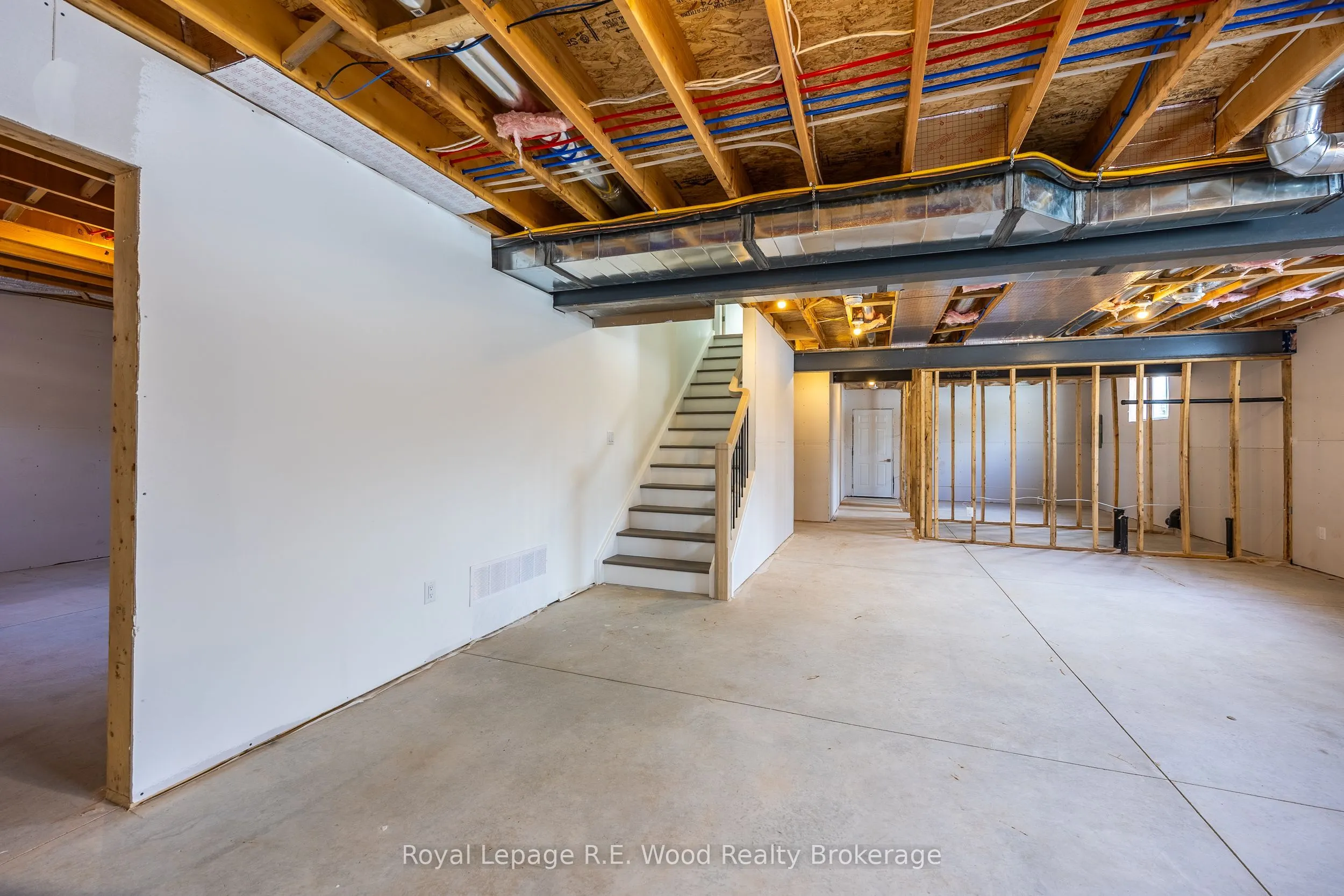 11 Greenhill Drive