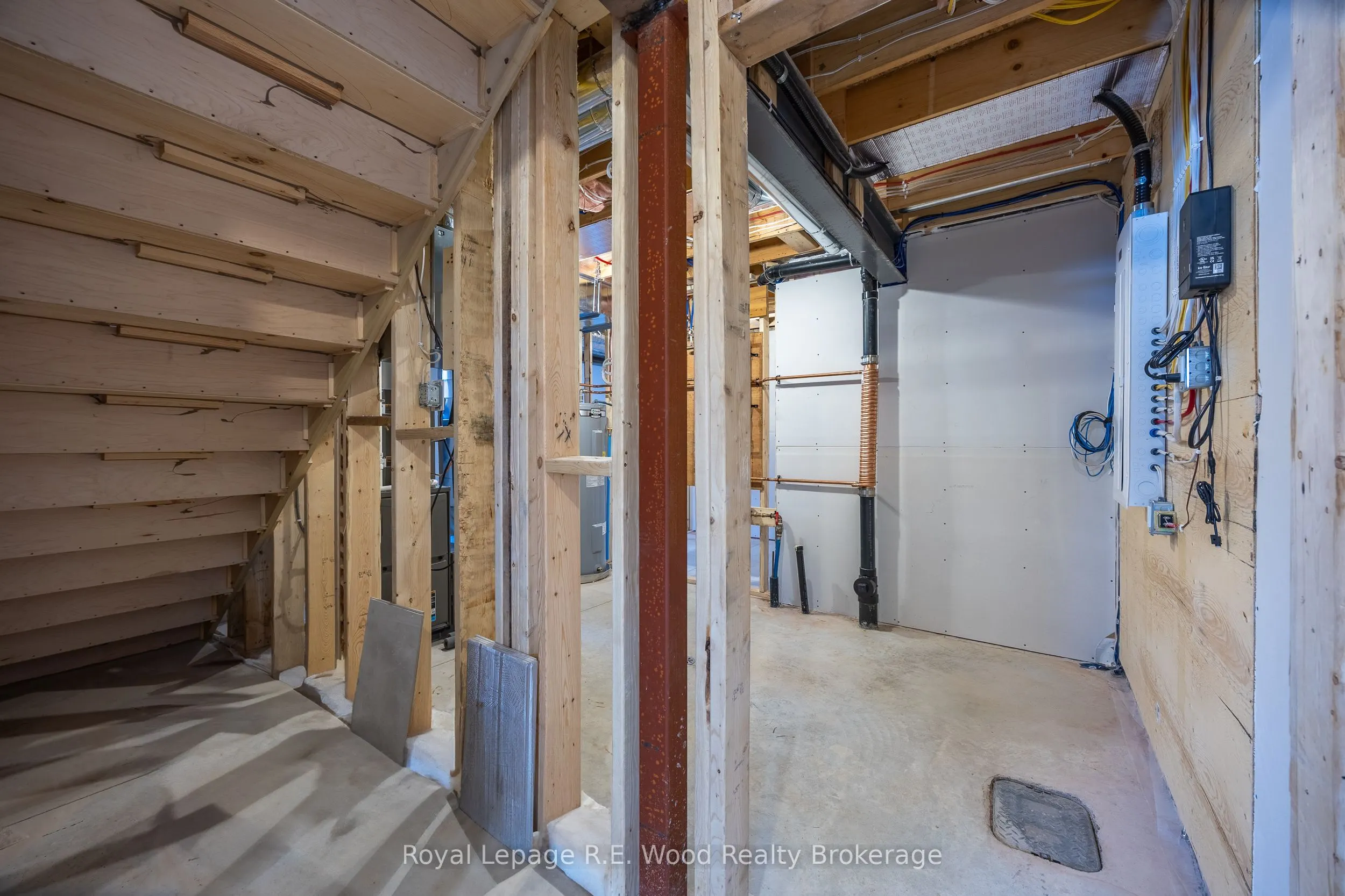 11 Greenhill Drive