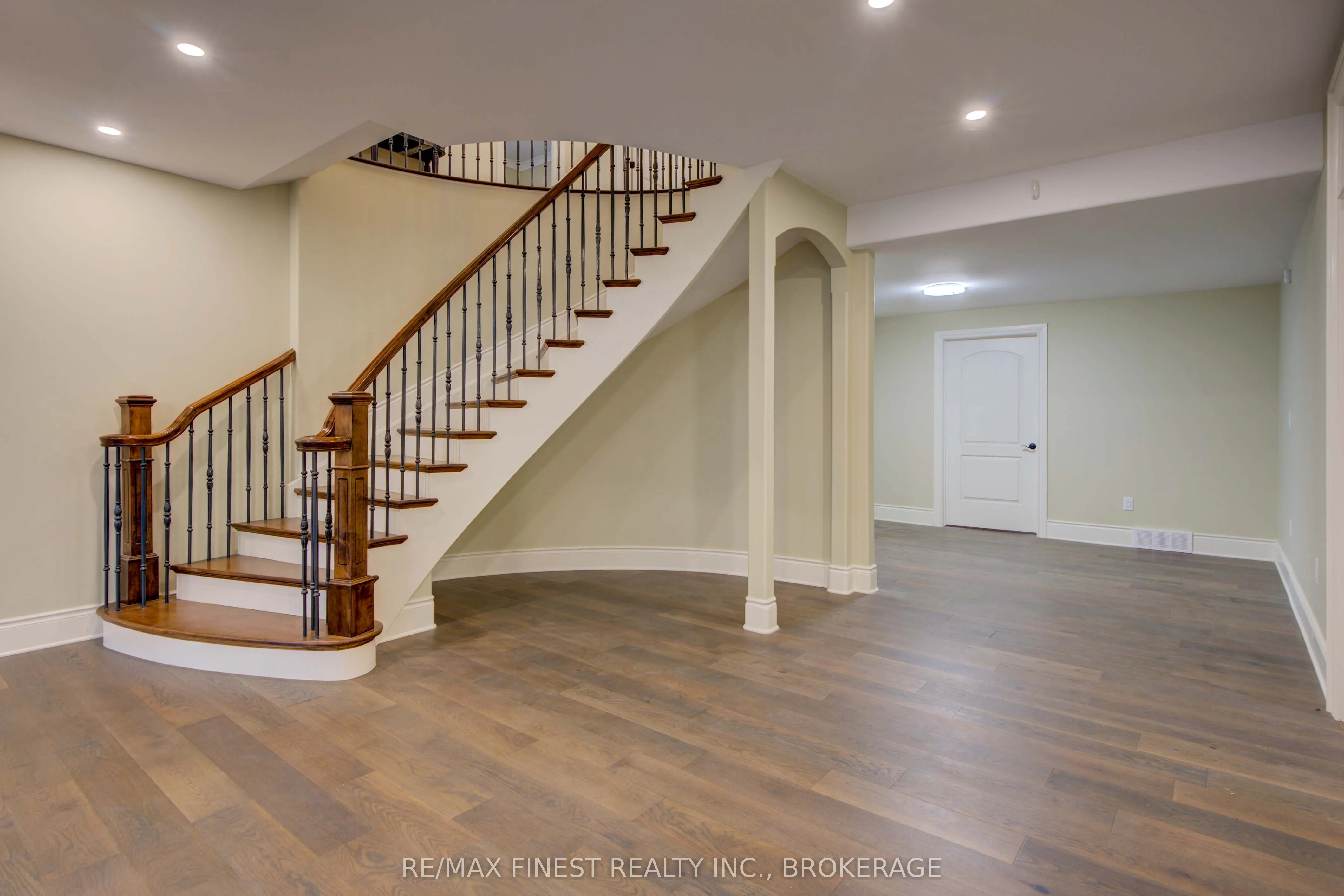 43 Crerar Boulevard