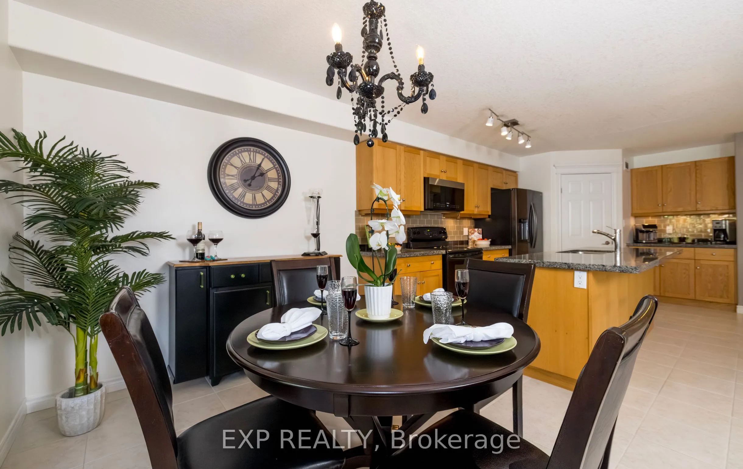 105 Hampson Crescent