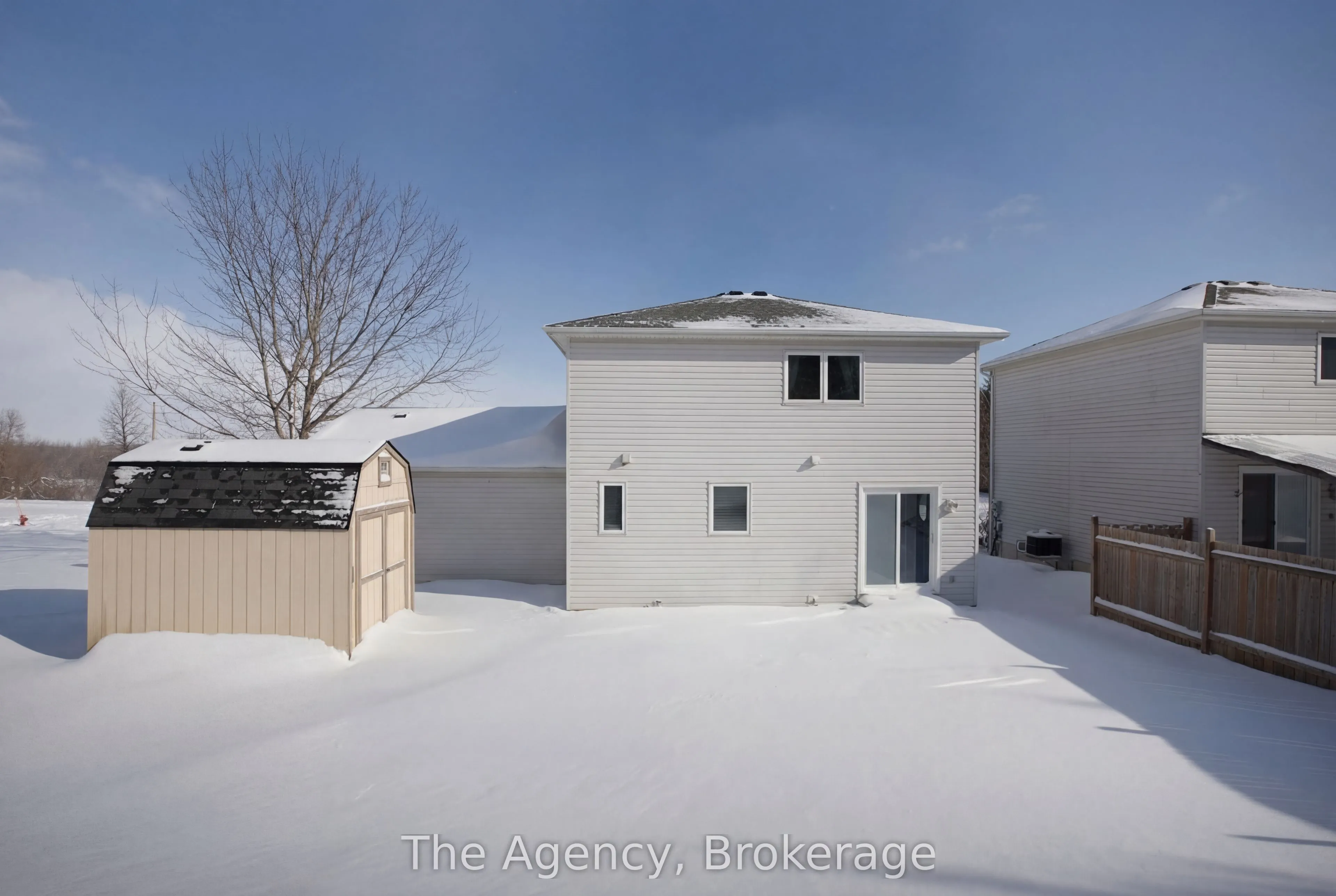 110 Leeson Street S