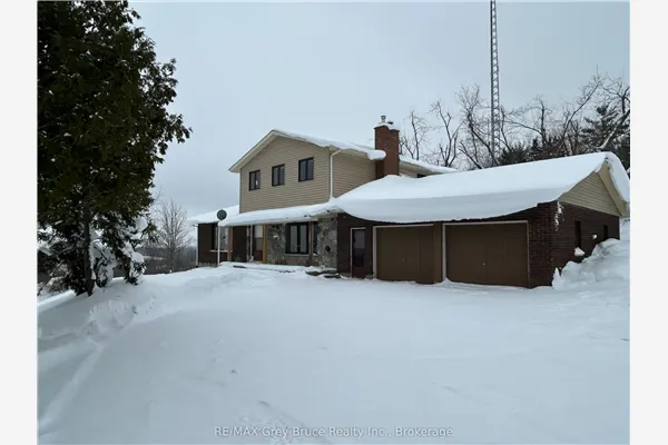 138558 Grey Rd 112 N