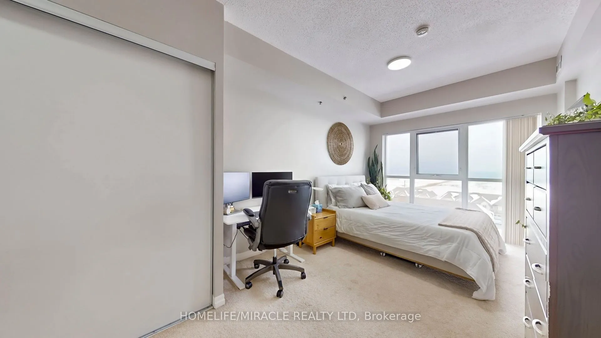 560 North service Road #607