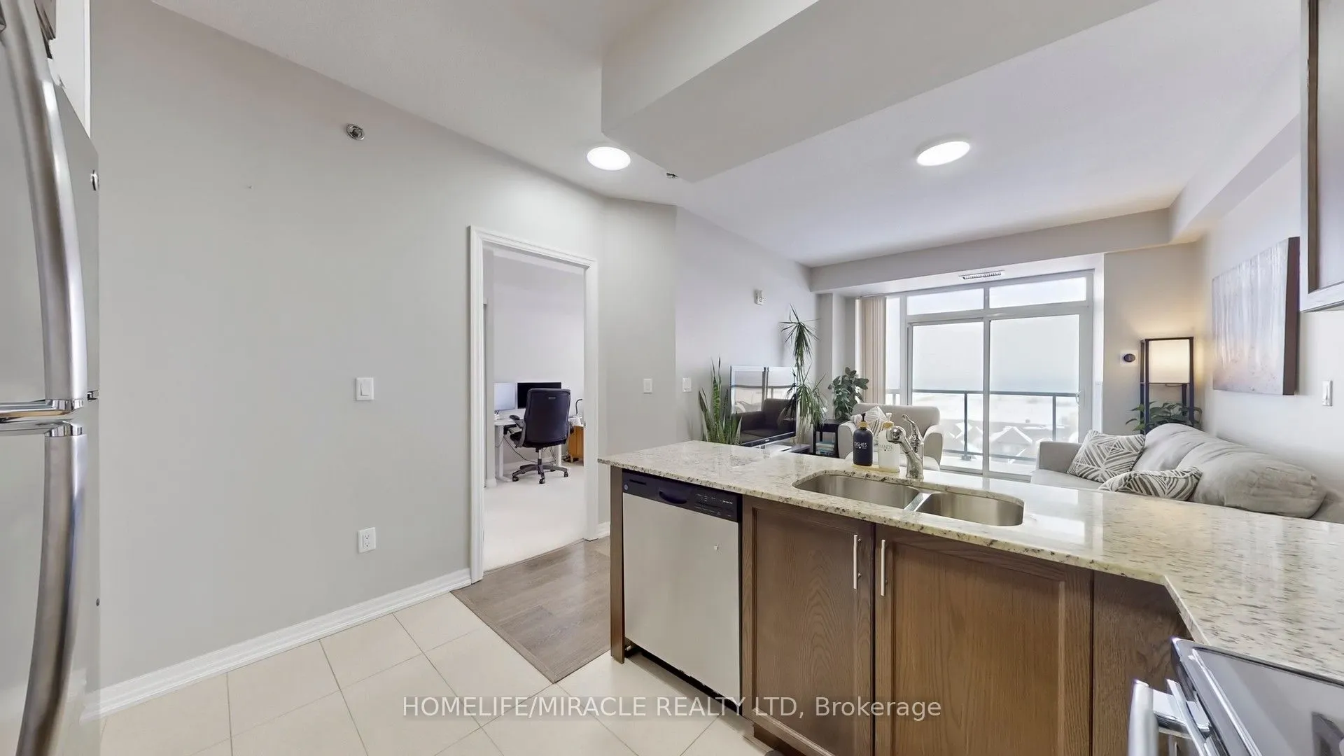 560 North service Road #607