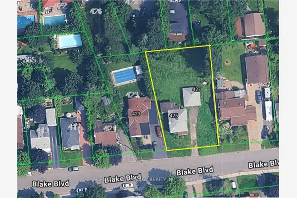 425-427 Blake Boulevard